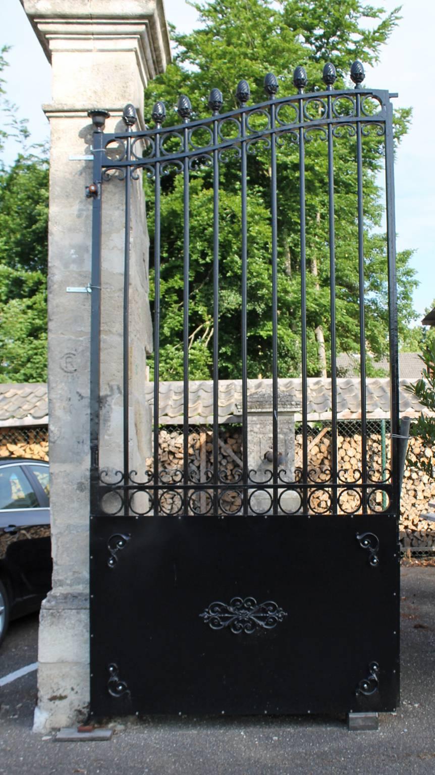 cast iron gate posts