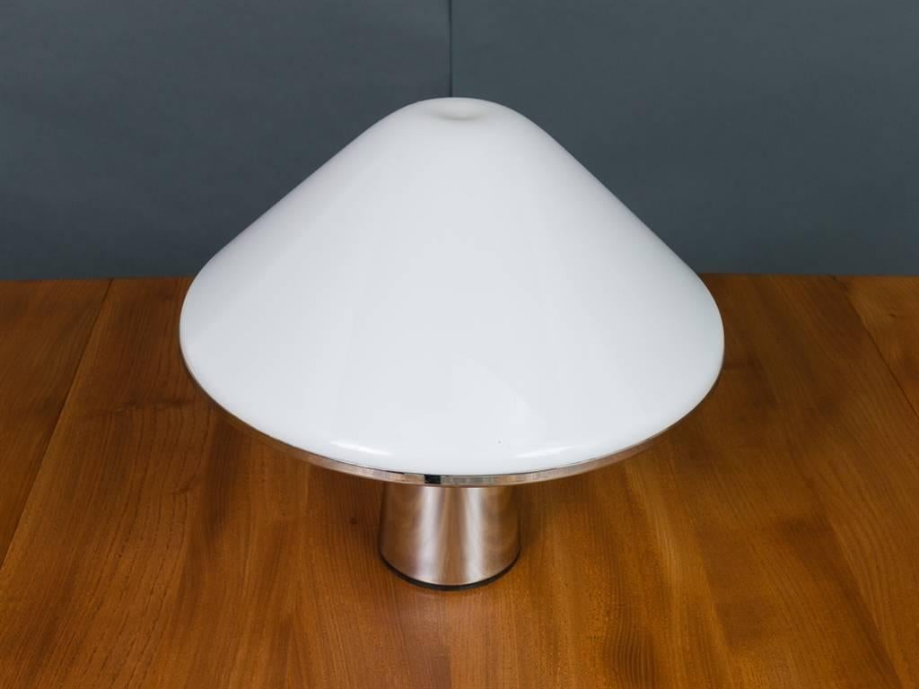 Late 20th Century 1970s iGuzzini Chrome and Lucite Mushroom Table Lamp