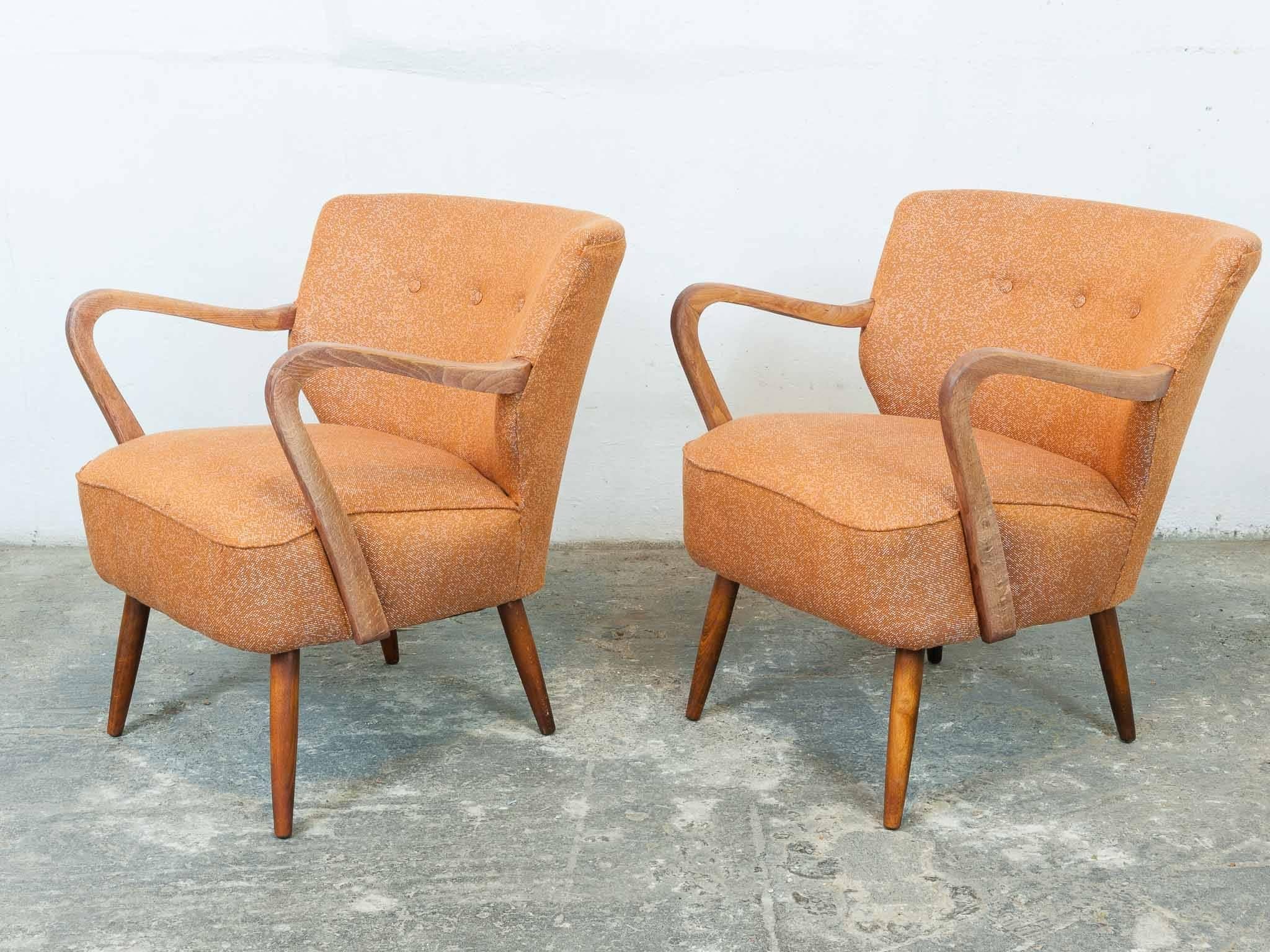 Pair of 1940s Vintage Midcentury Cocktail Chairs in Astro Orange Fabric In Good Condition In London, GB