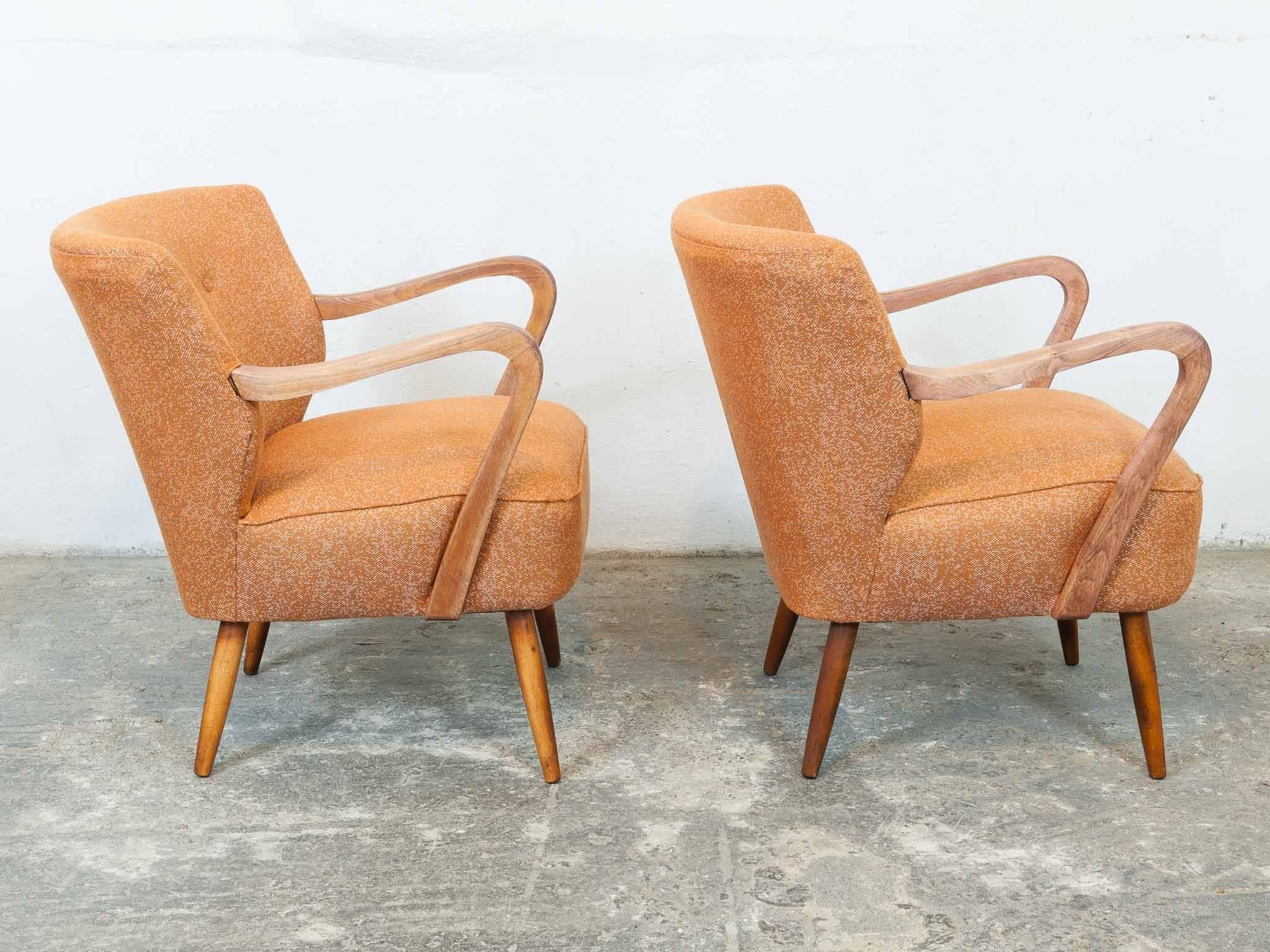 Pair of 1940s Vintage Midcentury Cocktail Chairs in Astro Orange Fabric 3