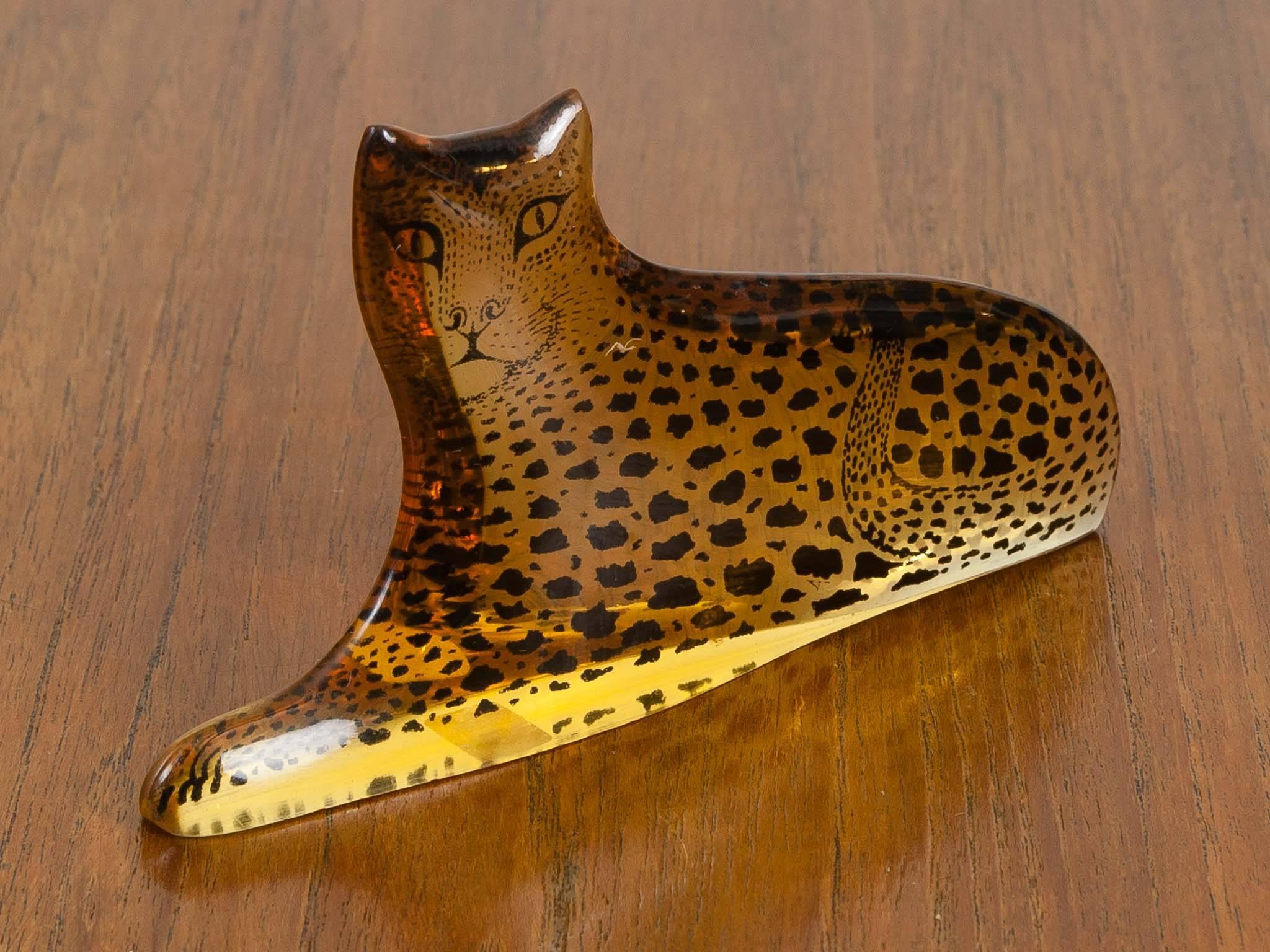 1970s Midcentury Brazilian Abraham Palatnik Kinetic Lucite Leopard Figurine 1