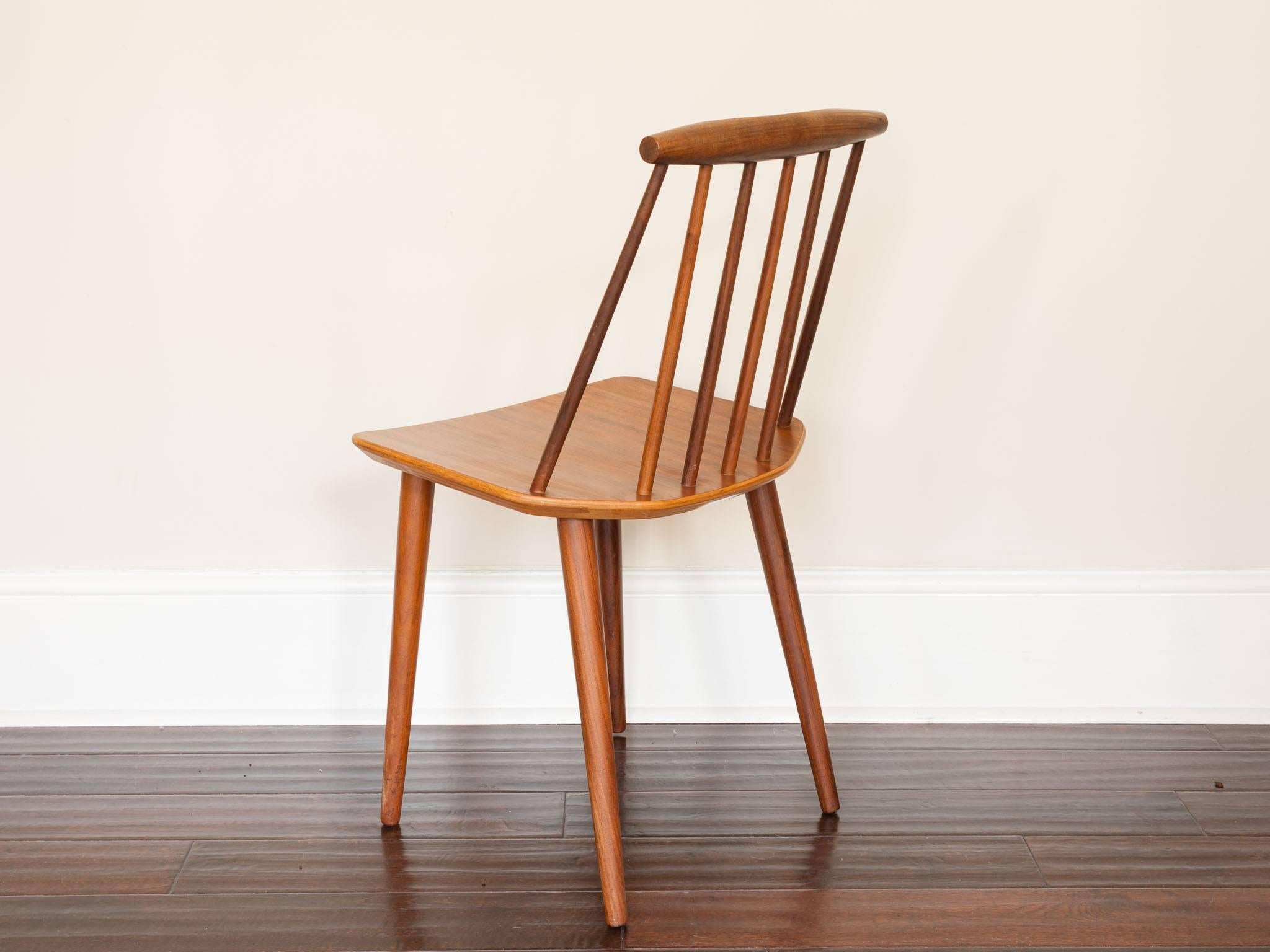 Mid-Century Modern Noyer danois Folke Palsson pour FDB Mobler J77 Stick-Back Dining Chair