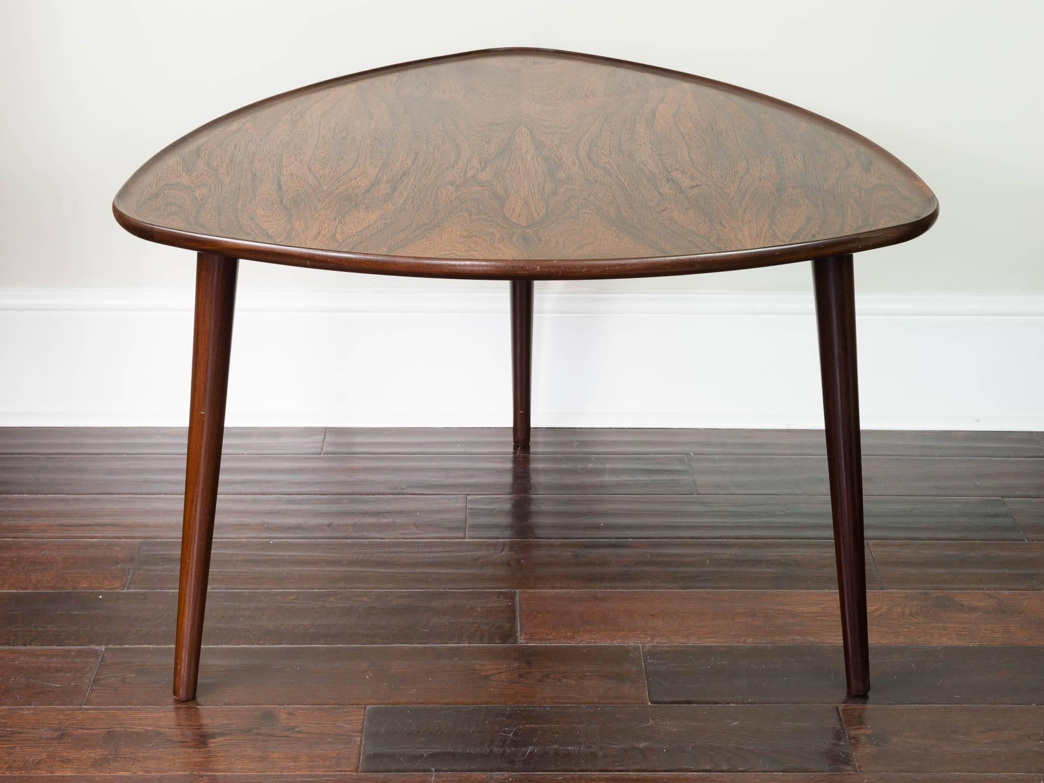 1960s Danish Midcentury Rosewood Three-Legged Triangular Coffee Side Table In Excellent Condition In London, GB