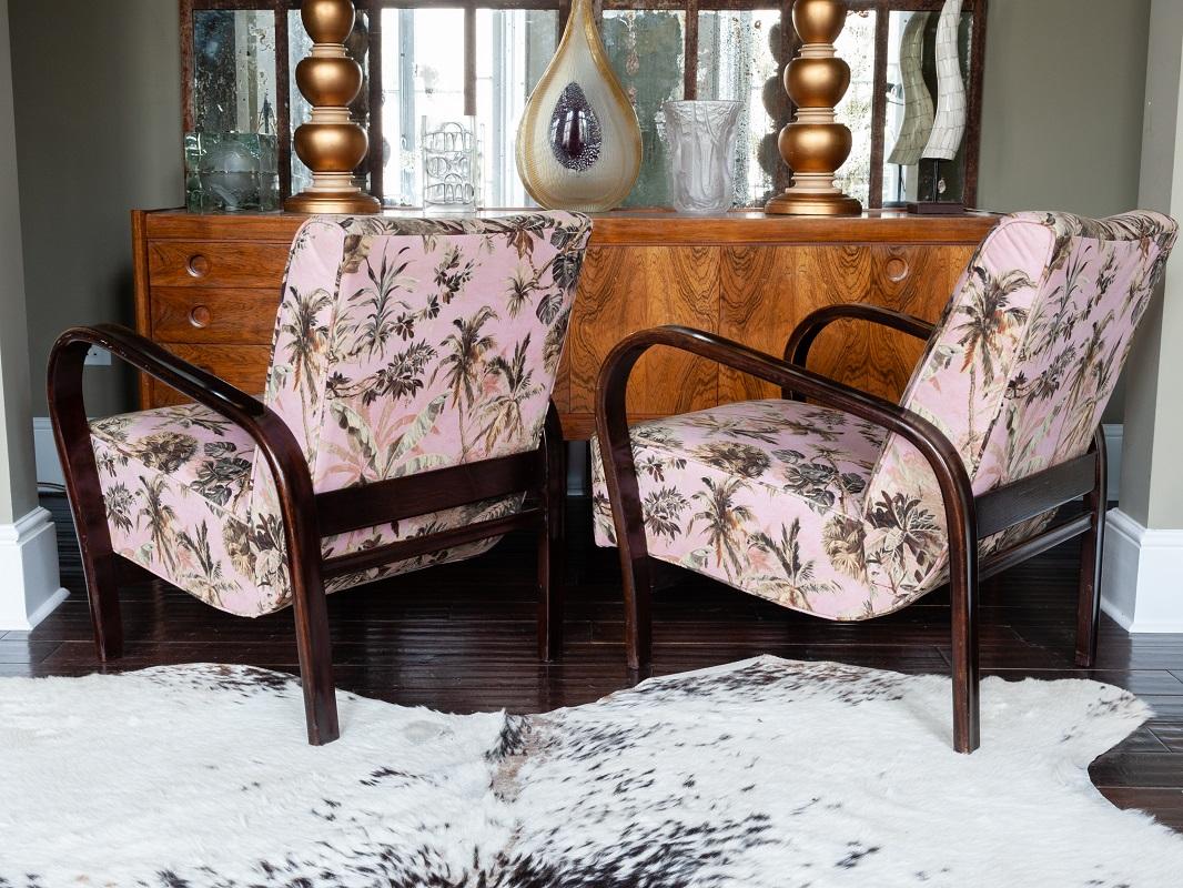 Pair of 1940s Czech Art Deco Halabala Armchairs In Good Condition In London, GB
