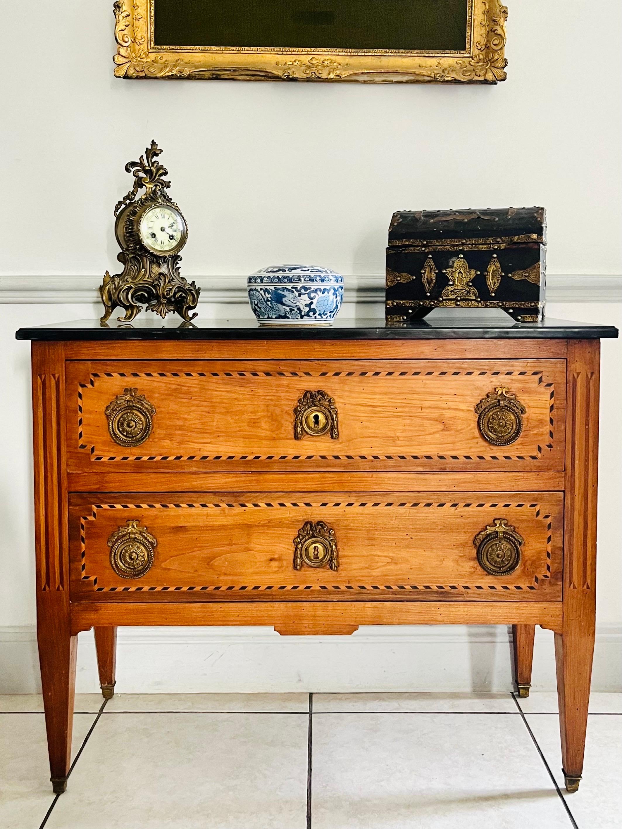 French Commode Chest of Drawers Louis XVI 18th - Black Marble Marquetry - France For Sale 5