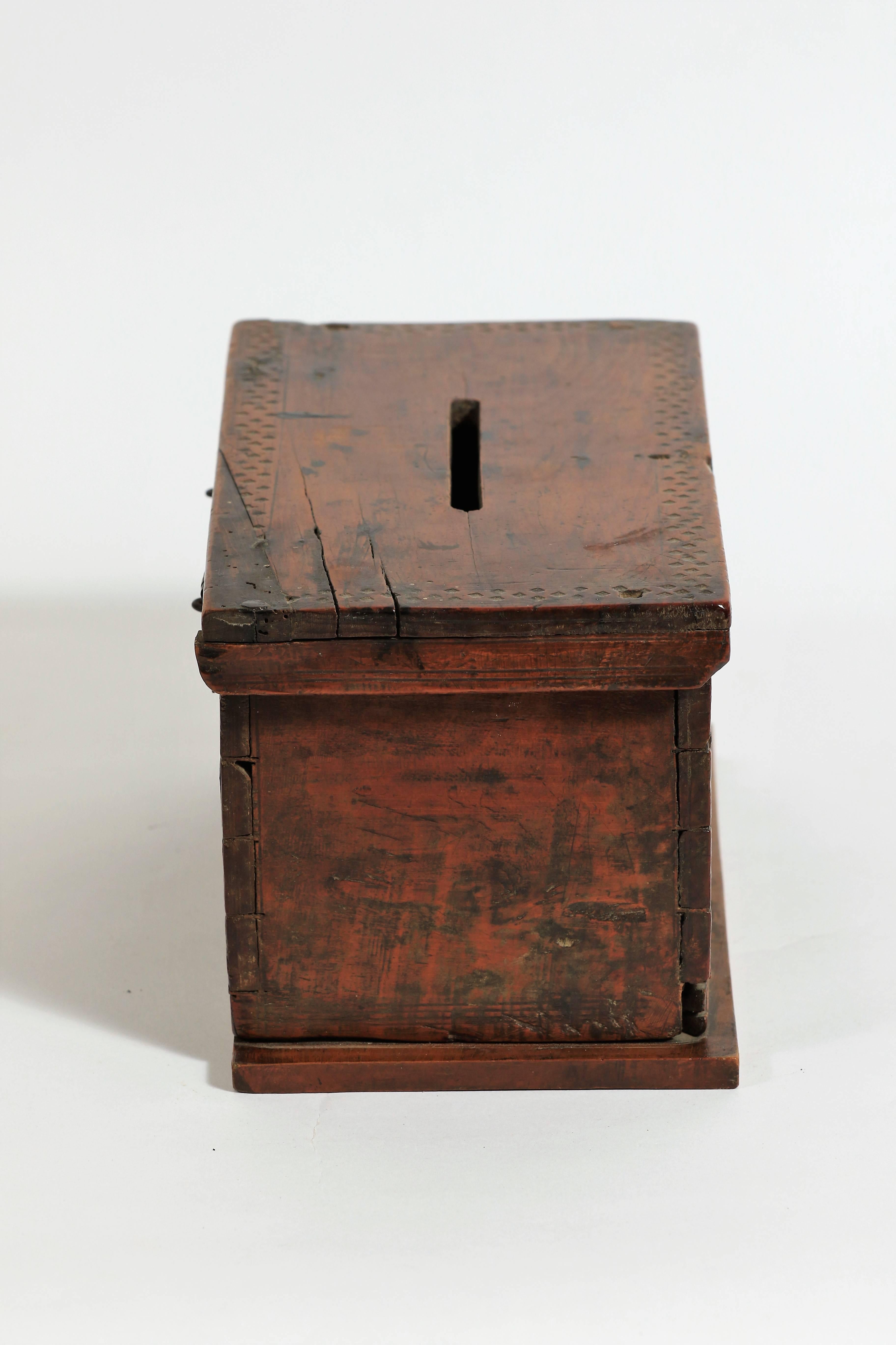 Rarísimo cofre Minnekästchen o caja, Alemania o Italia, siglo XV en Bueno estado para la venta en Beuzevillette, FR