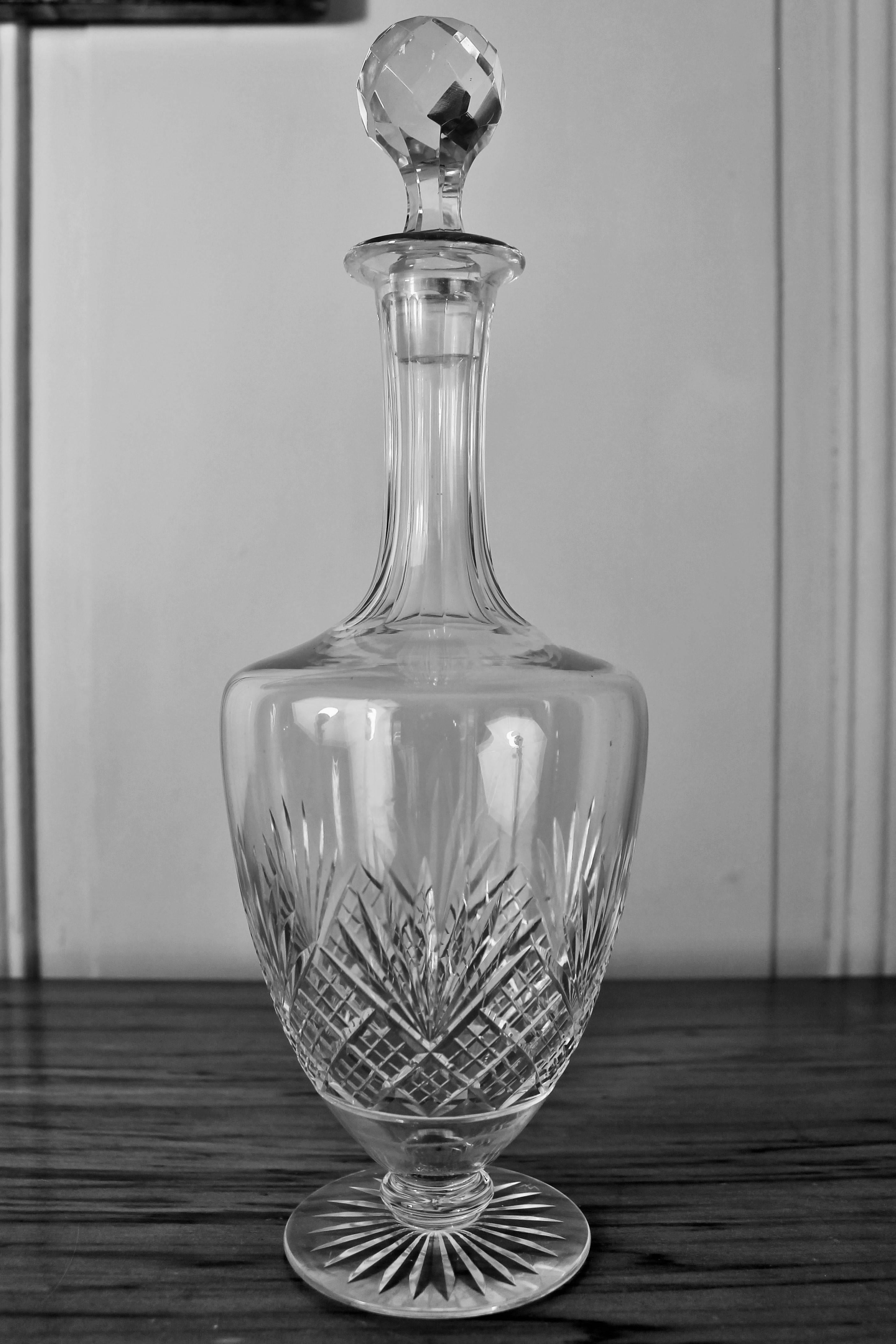 Wine Carafe in Blown and Engraved Crystal, 19th Century 1