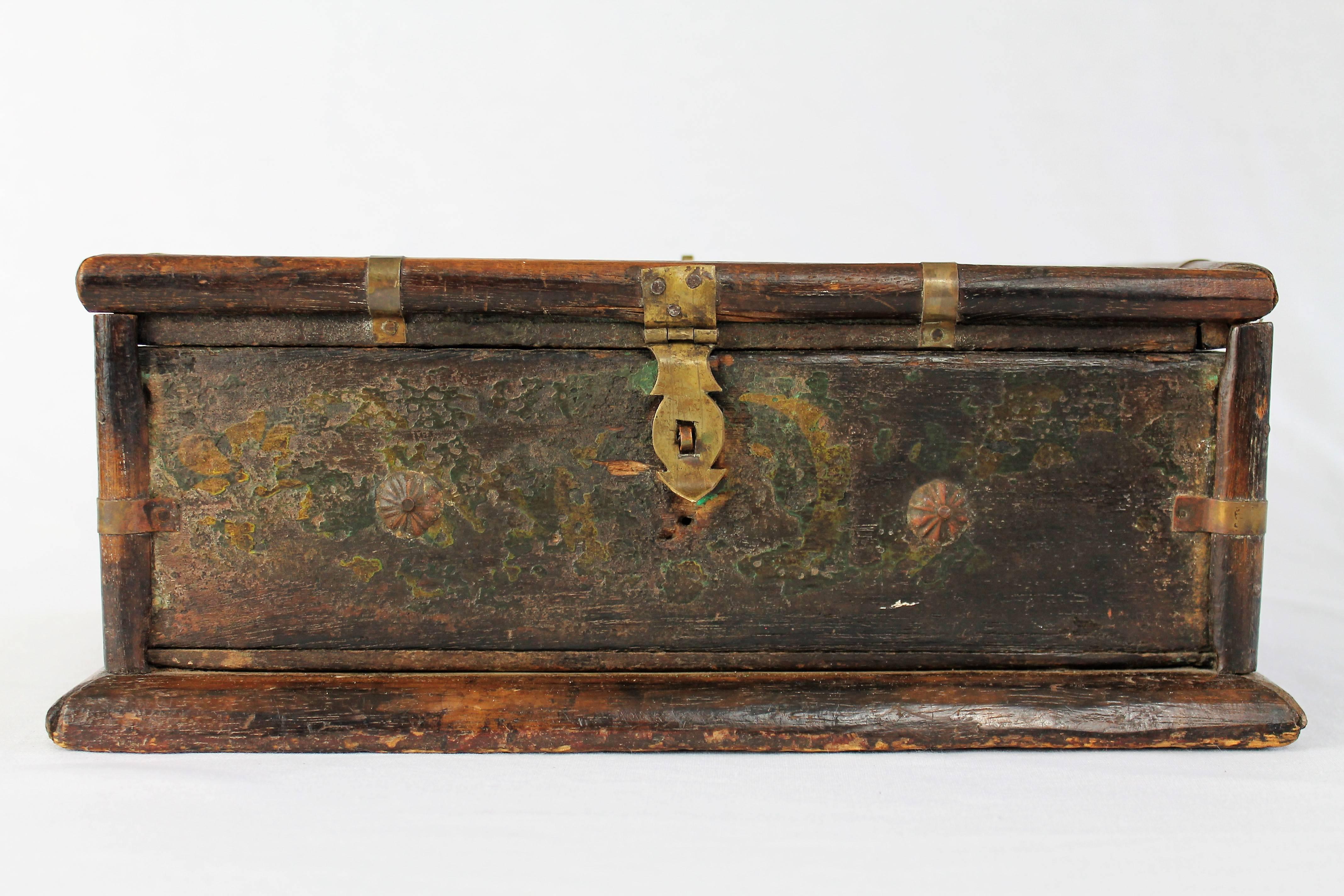 Interesting 17th Century Polychrome Fruitwood Box 4