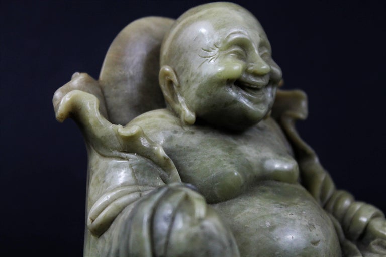 Chine Budai Fat Laughing Buddha, Soapstone, Early 20th Century at 1stDibs