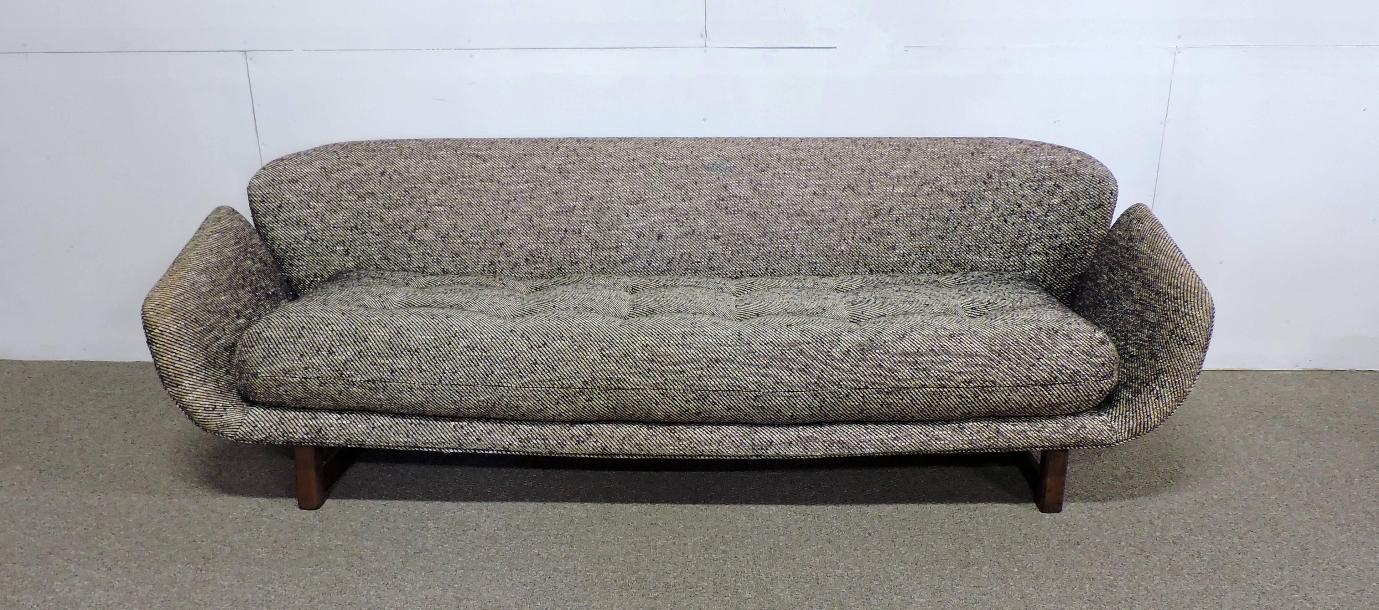Mid-Century Modern Wieland Sofa von OB Solie mit geschwungener Rückenlehne und Armlehnen (Moderne der Mitte des Jahrhunderts)