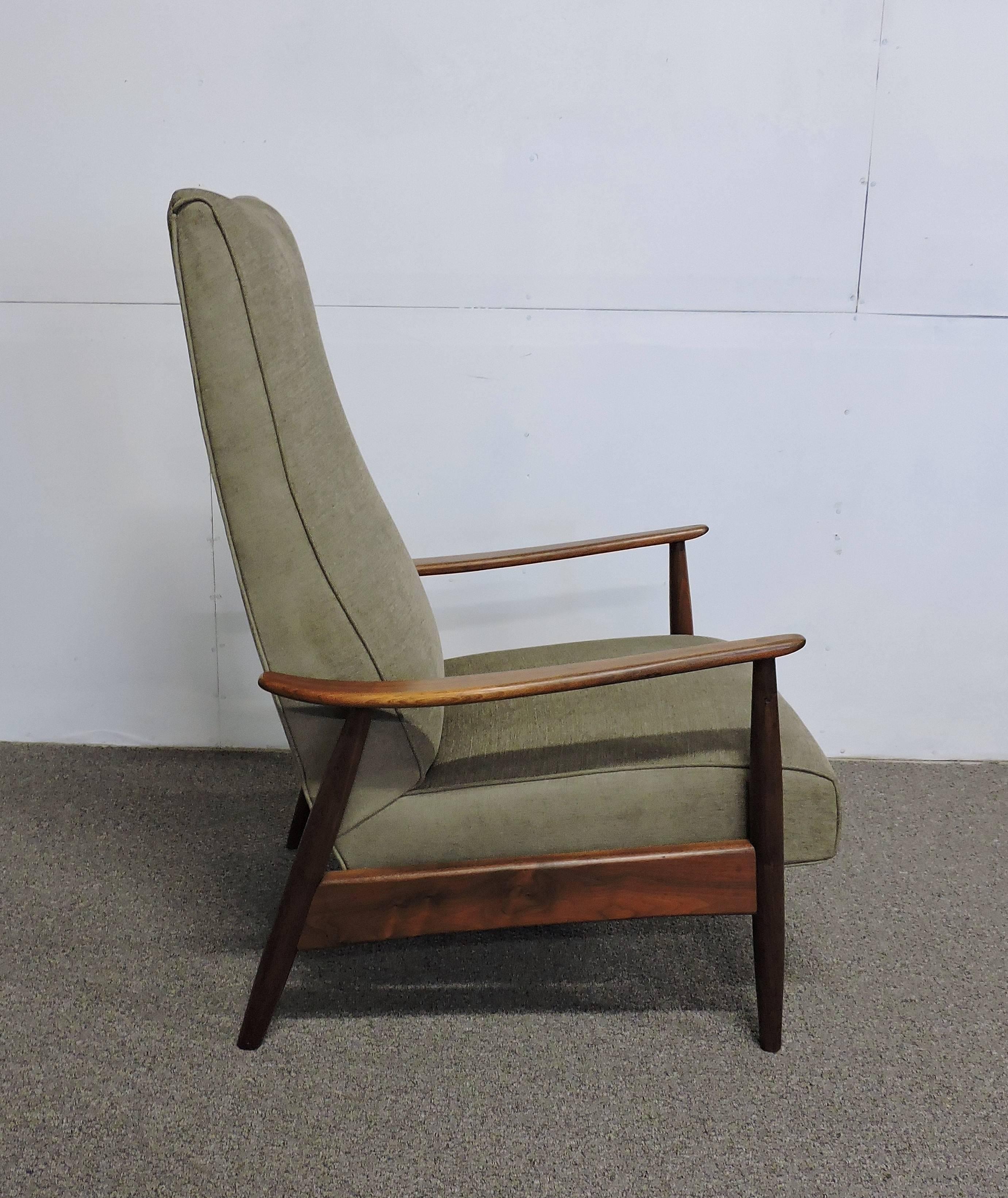 Mid-20th Century Milo Baughman Mid-Century Modern Recliner Lounge Chair for Thayer Coggin