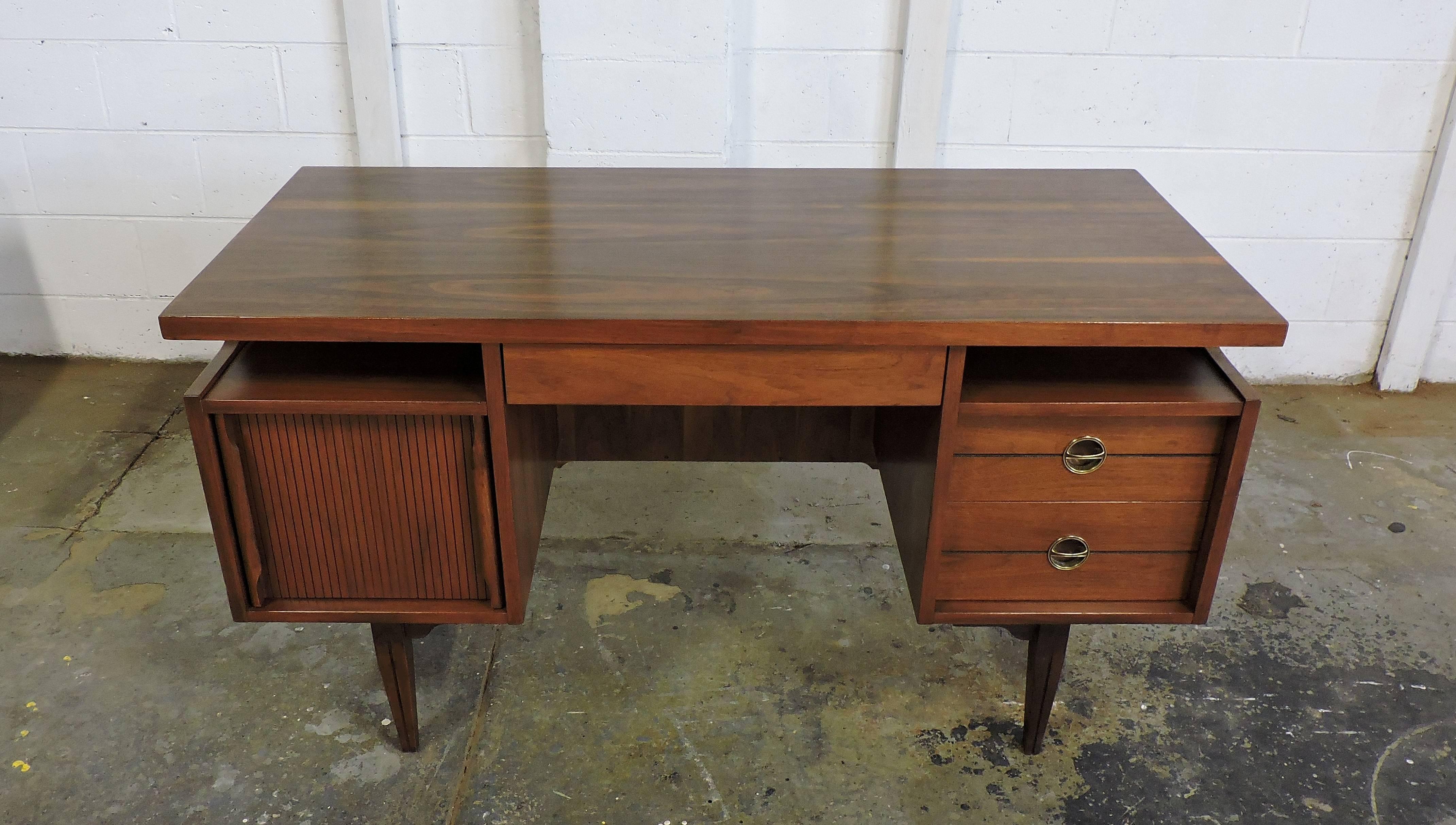 Hooker Mid-Century Modern Walnut Floating Top Desk 4
