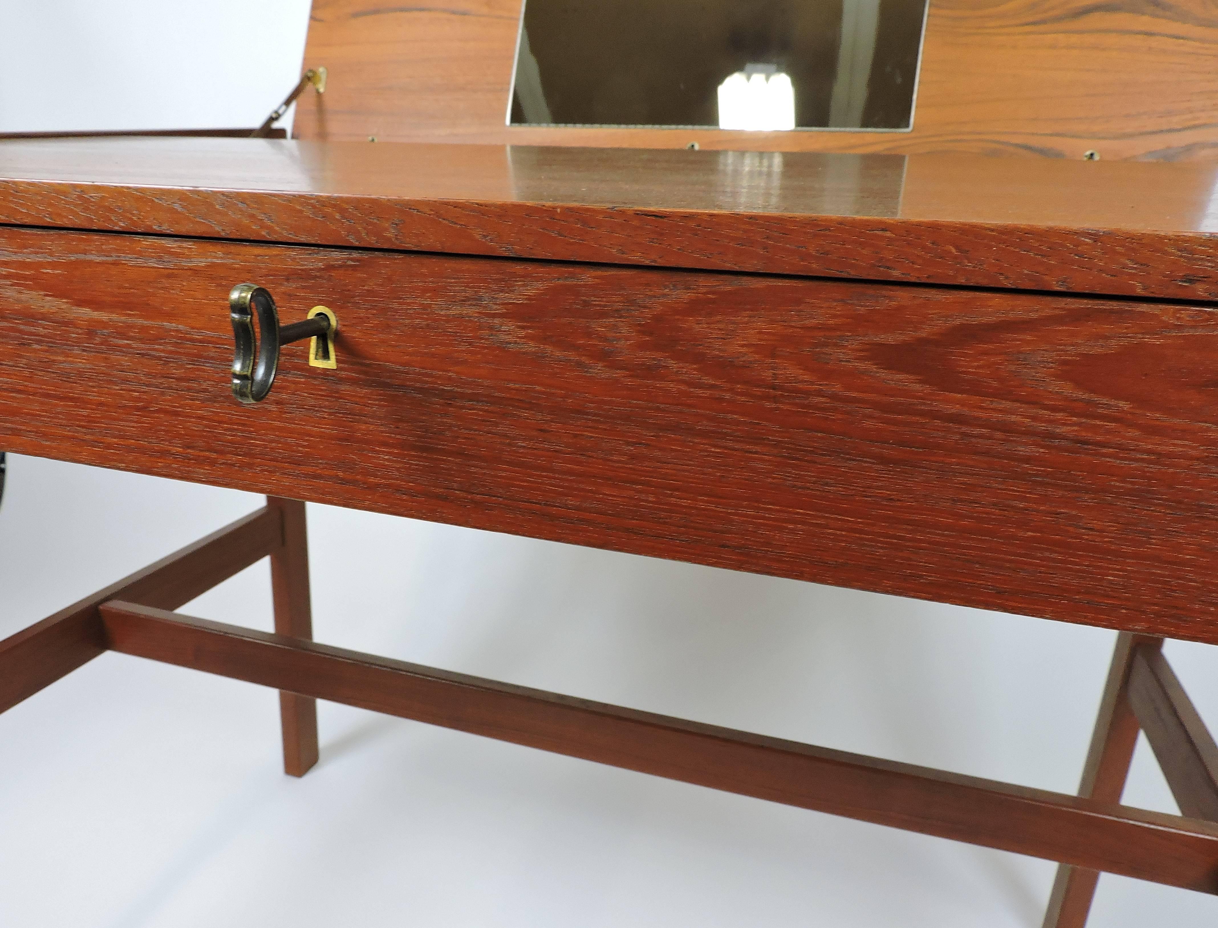 Arne Wahl Iversen Danish Modern Teak Desk or Vanity Table, Model 82 3