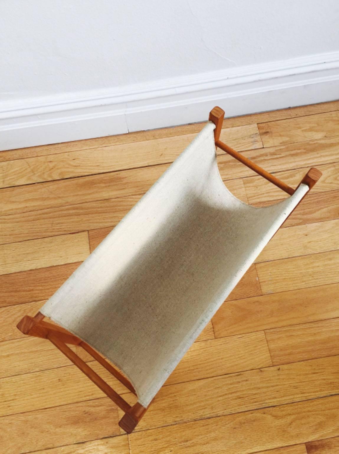 Mid-Century Modern Danish Teak Magazine Rack by PBJ Mobler In Excellent Condition In Summerville, SC