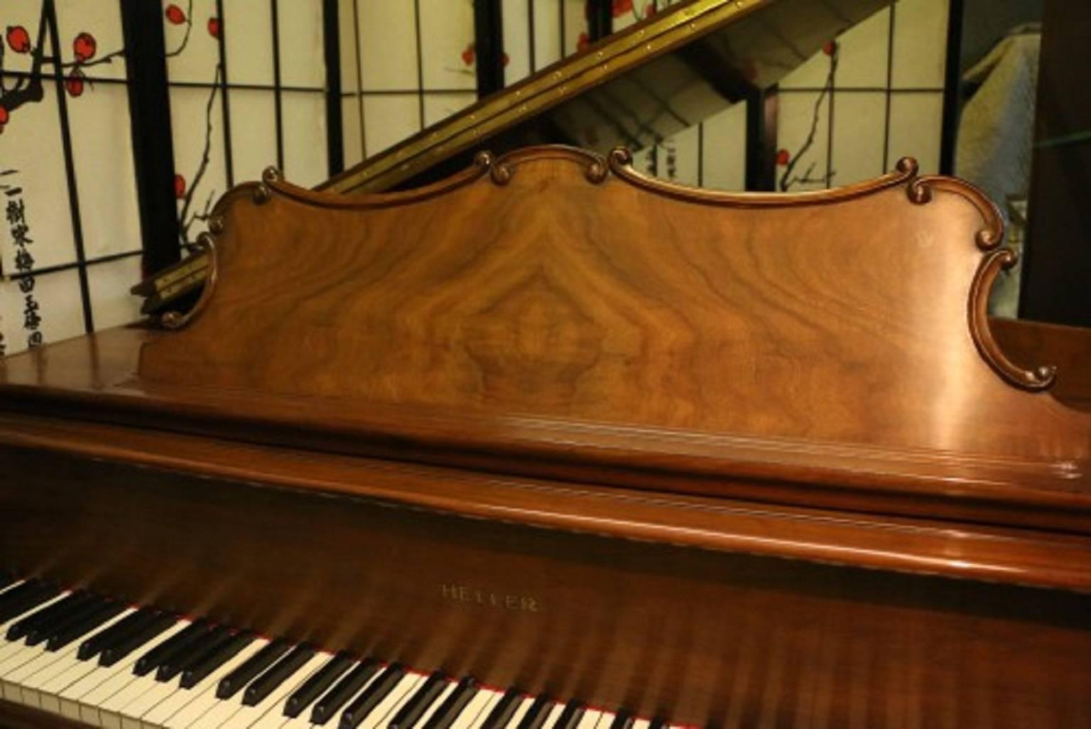 Art Case La Petite Series Walnut Baby Grand Piano In Excellent Condition In Port Jefferson, NY