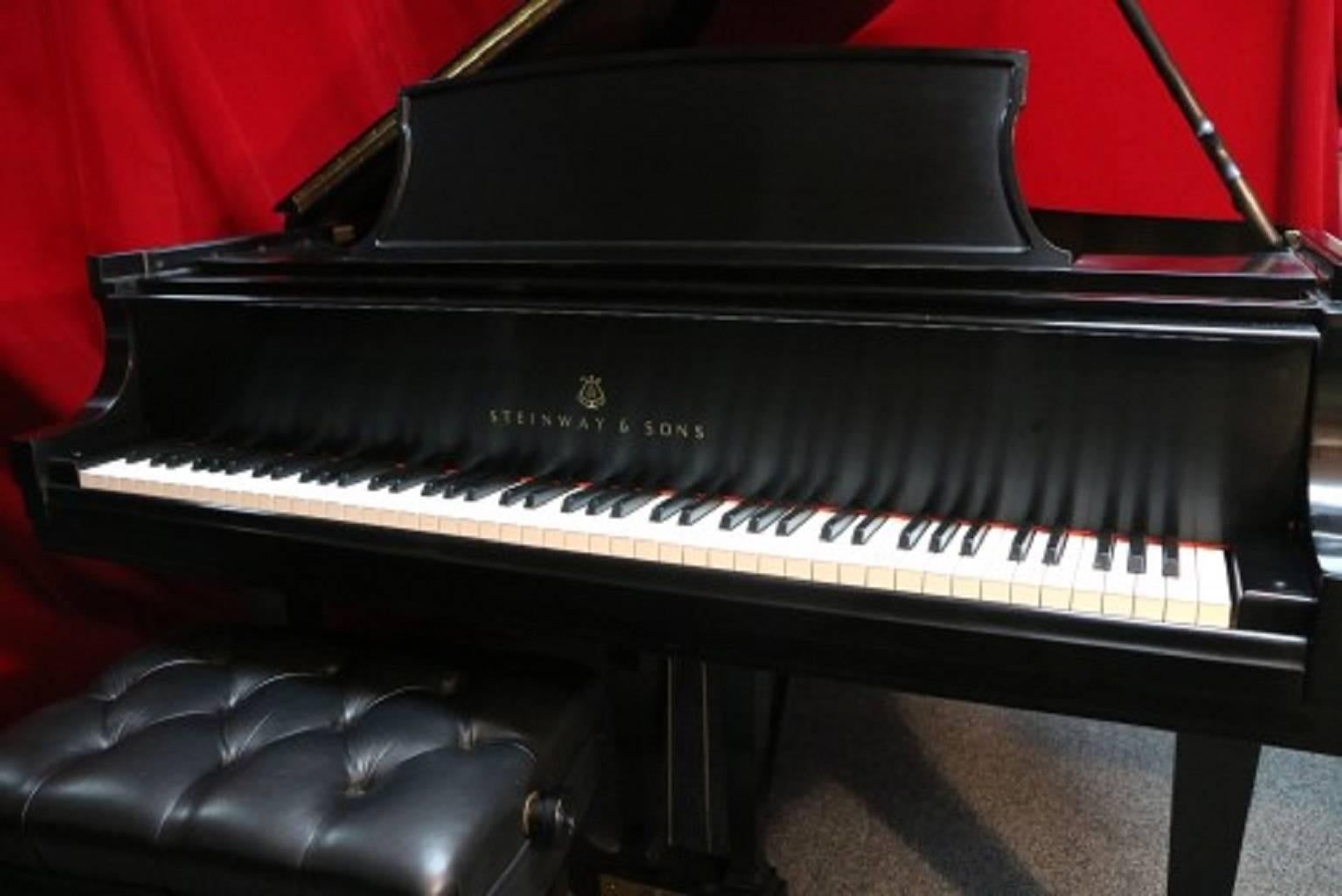 Steinway 1990 Showroom Condition, Satin Ebony, Pristine, One Owner 3