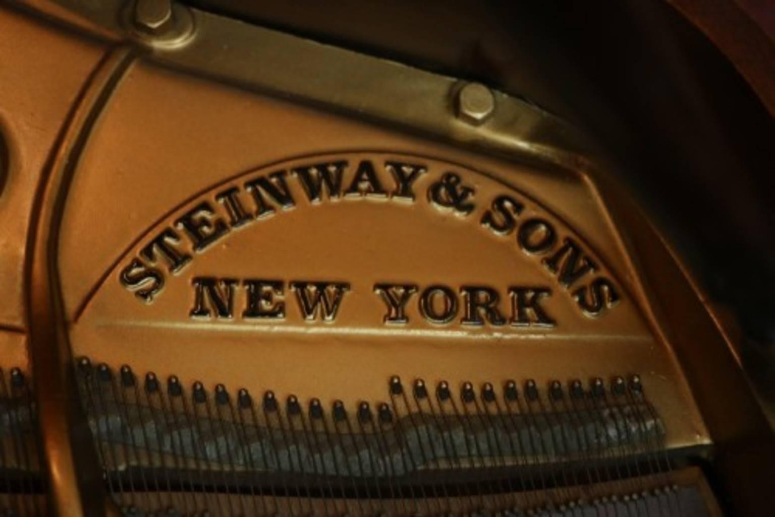 Modern Steinway Baby Grand Model S 5'1
