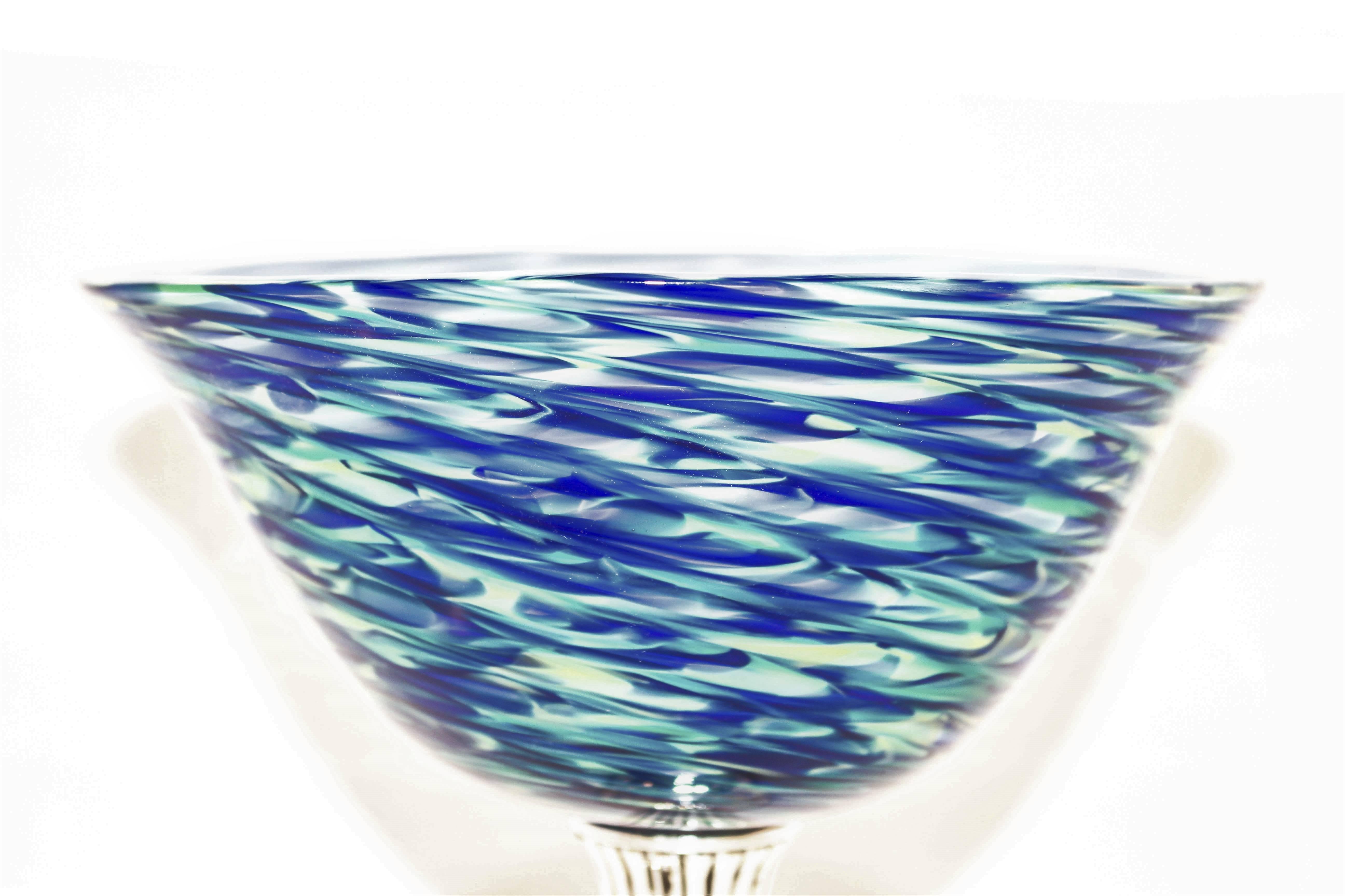 colored glass bowls manufacturers