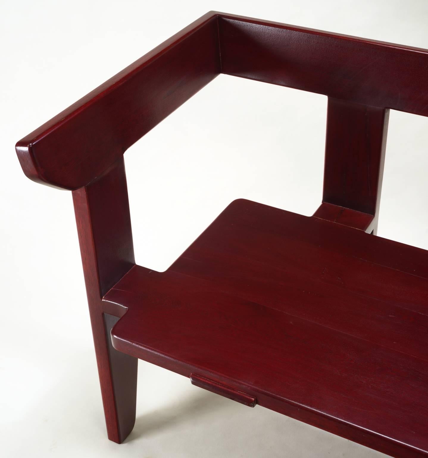 Lacquered Laredo Bench Contemporary Design Traditional Joinery, Hardwood w/ Lacquer Finish For Sale