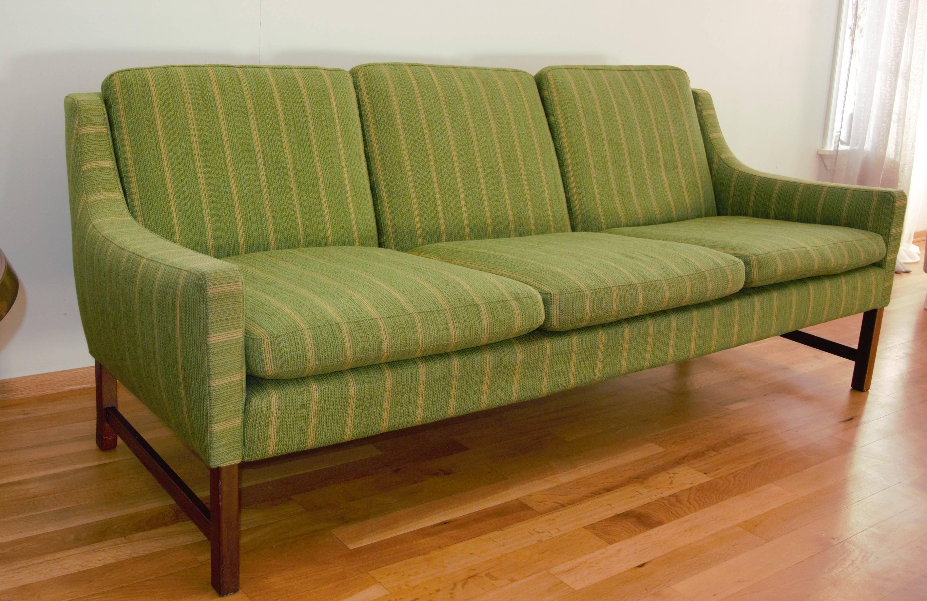 Fredrik Kayser Series 965 Sofa for Vatne Mobler, Norway In Excellent Condition In Notteroy, NO