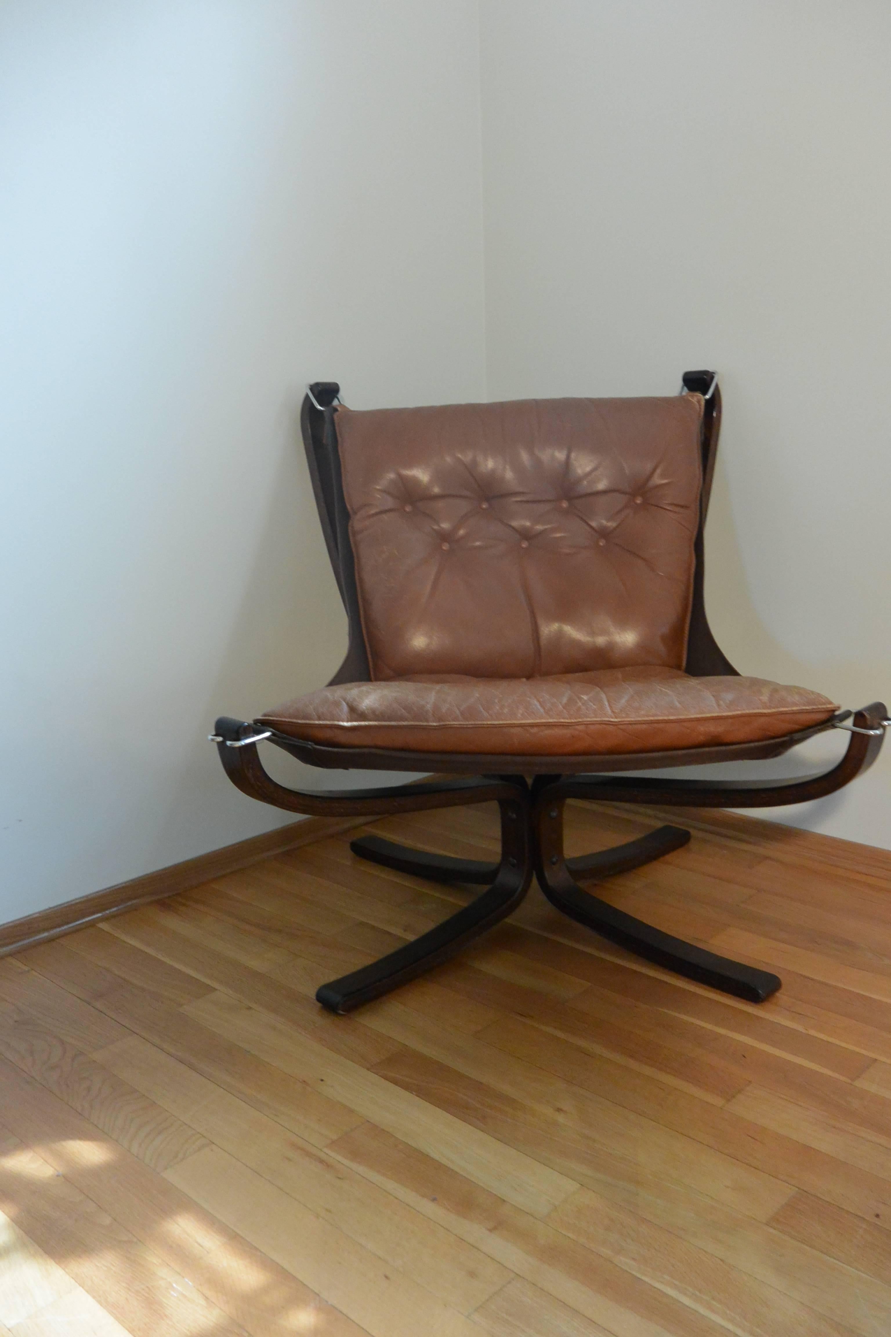 Scandinavian Modern Brown Falcon Chair Pair with Patina