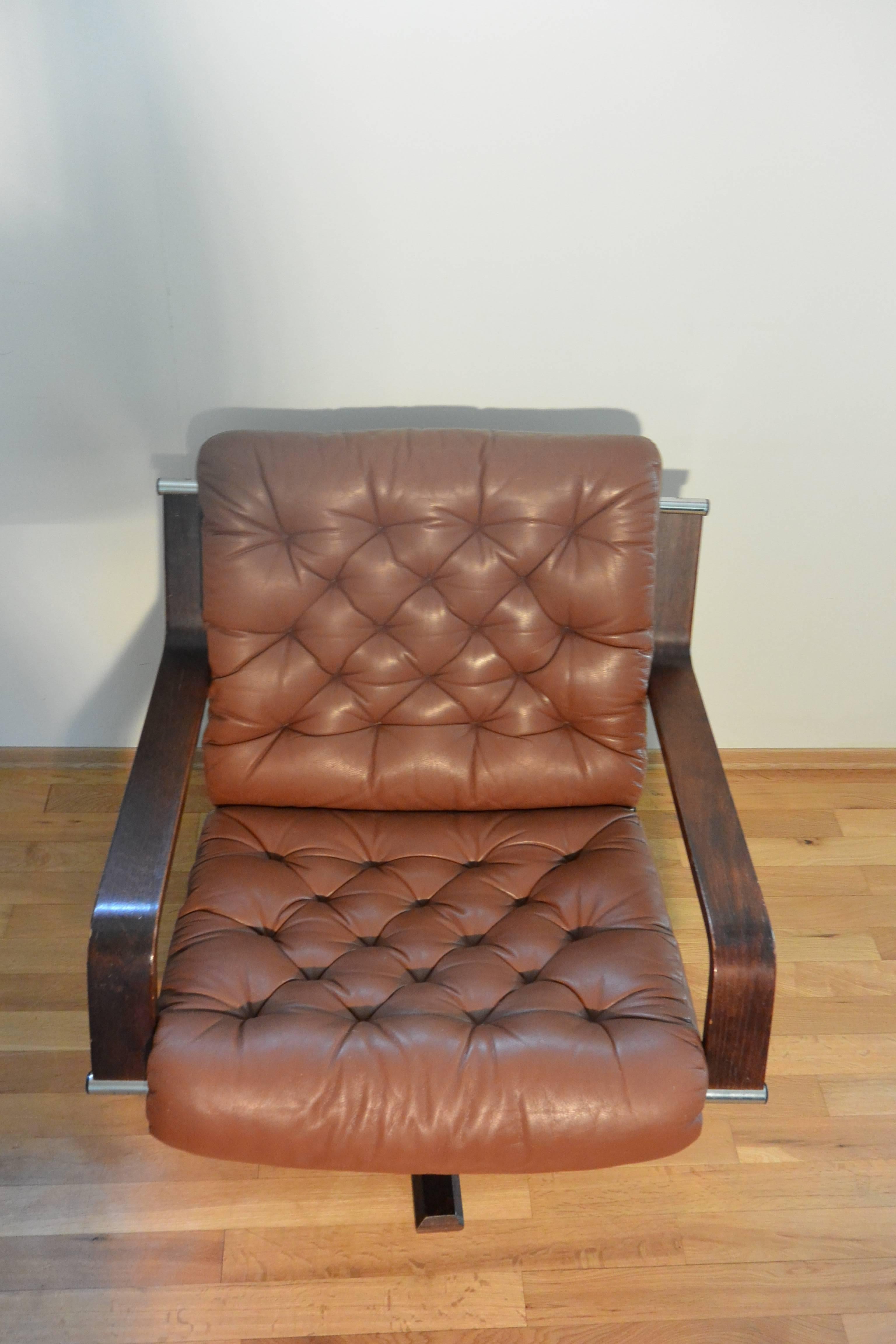 Rare Cognac Leather Norwegian Woodman Swivel Chair by Sigurd Ressell For Sale 2