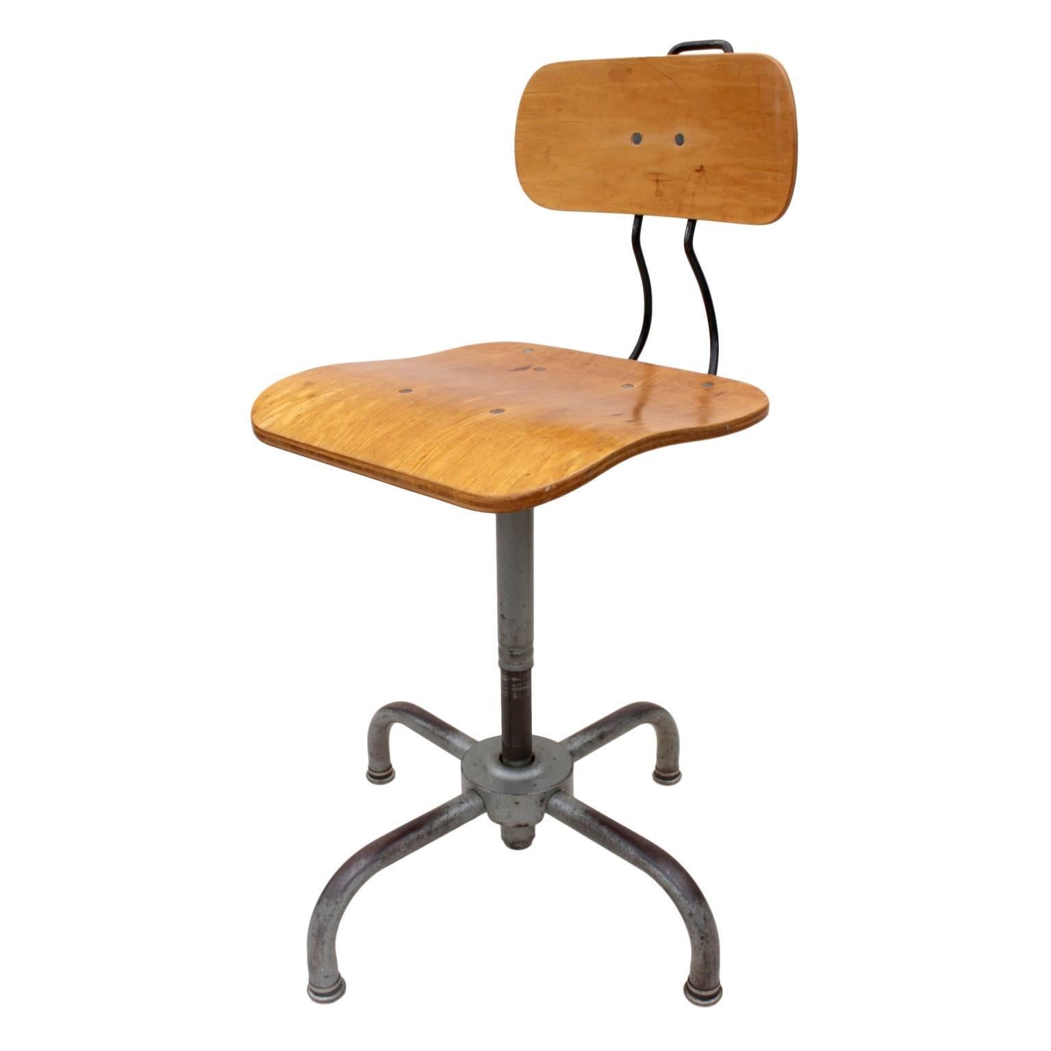 Vintage Industrial Ajustrite Adjustable Metal 
Bentwood Drafting Artist
s Stool