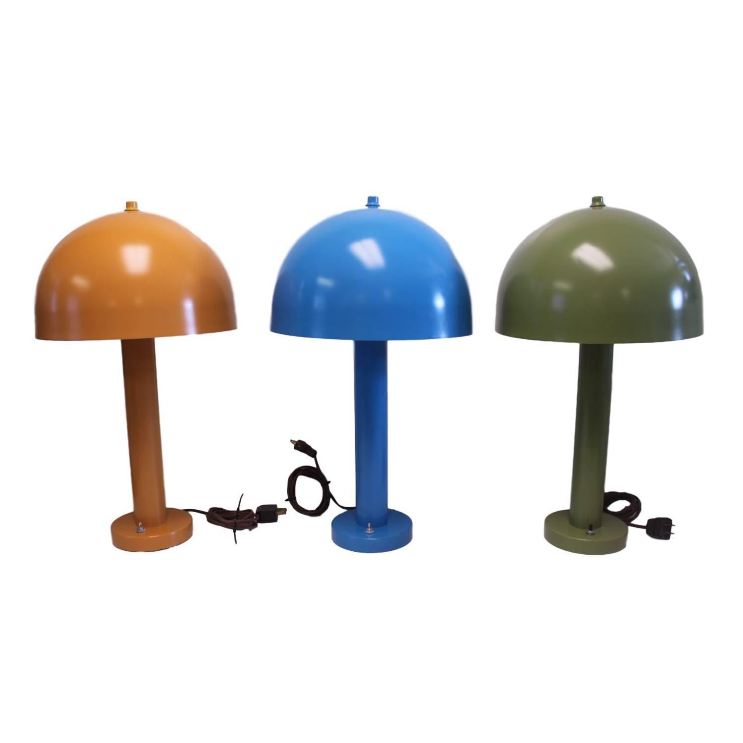 Rare vintage 1960s Nessen mushroom lamps

You are buying your choice of (1) color lamp (as the supply lasts)

Lamps feature:

- Spun aluminum shade
- Cylindrical aluminum body
- Weighted steel base w/ hotel-style switch
- Bright 1960s
