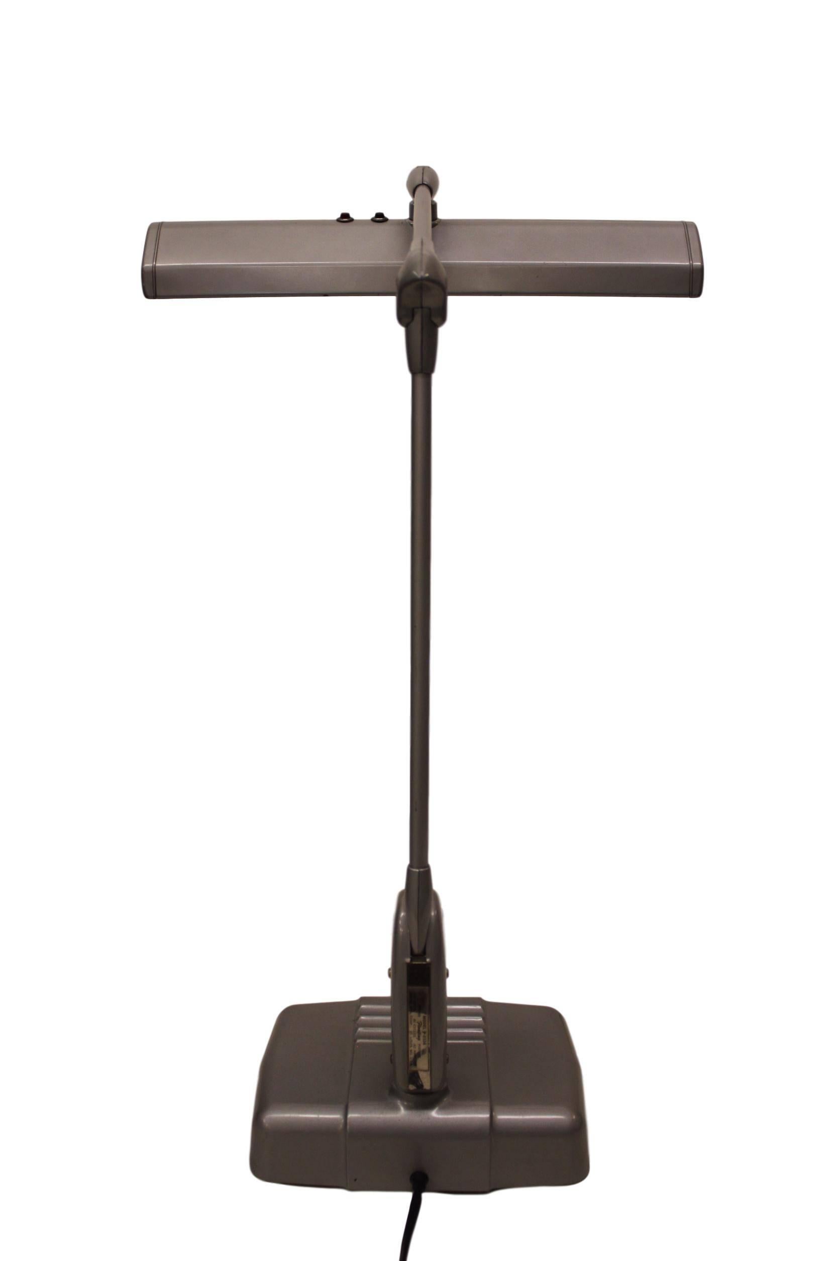 vintage fluorescent desk lamp