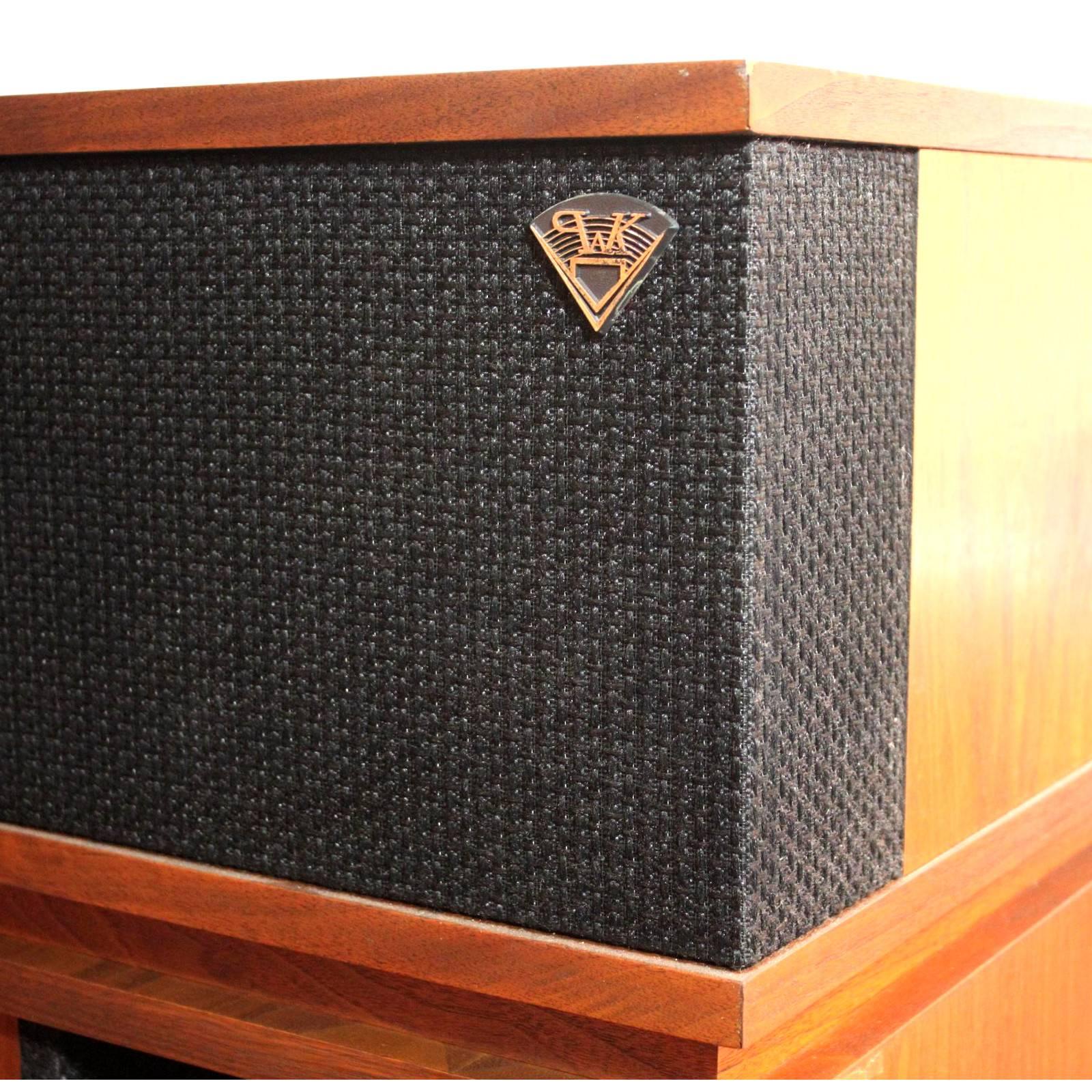 American Rare Pair of Stunning Vintage 1973 Klipsch Model BK WO Belle Loud Speakers