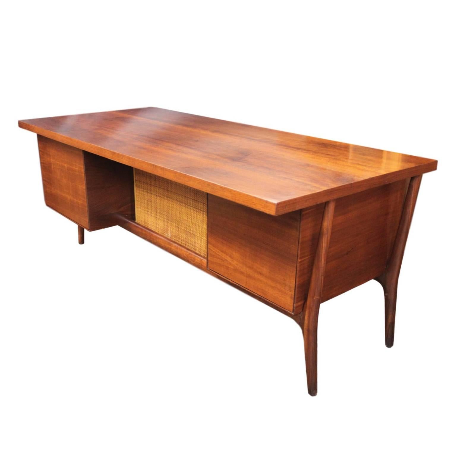 This phenomenal executive desk is fresh from a light refurbishment and is a real looker! Manufactured by Leopold Desk Co. of Burlington, this desk exemplifies the quality materials and extremely high standard of craftsmanship for which Leopold was