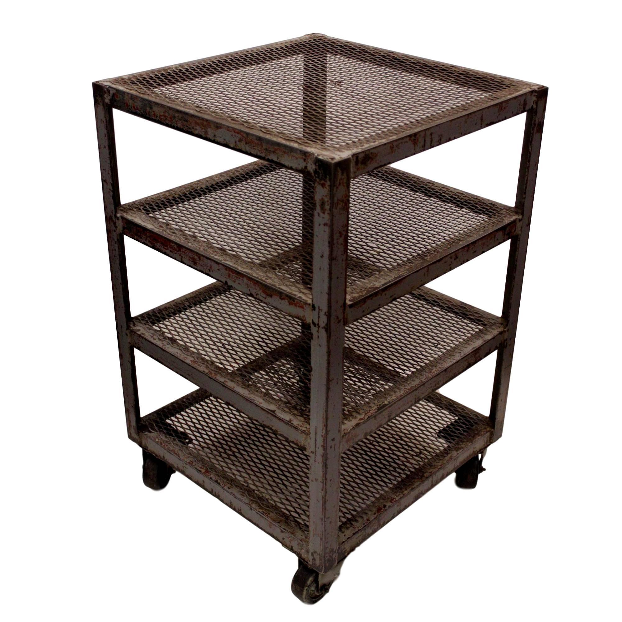 Pair of Matching Industrial Metal Factory Cart End Side Tables In Good Condition In Lafayette, IN