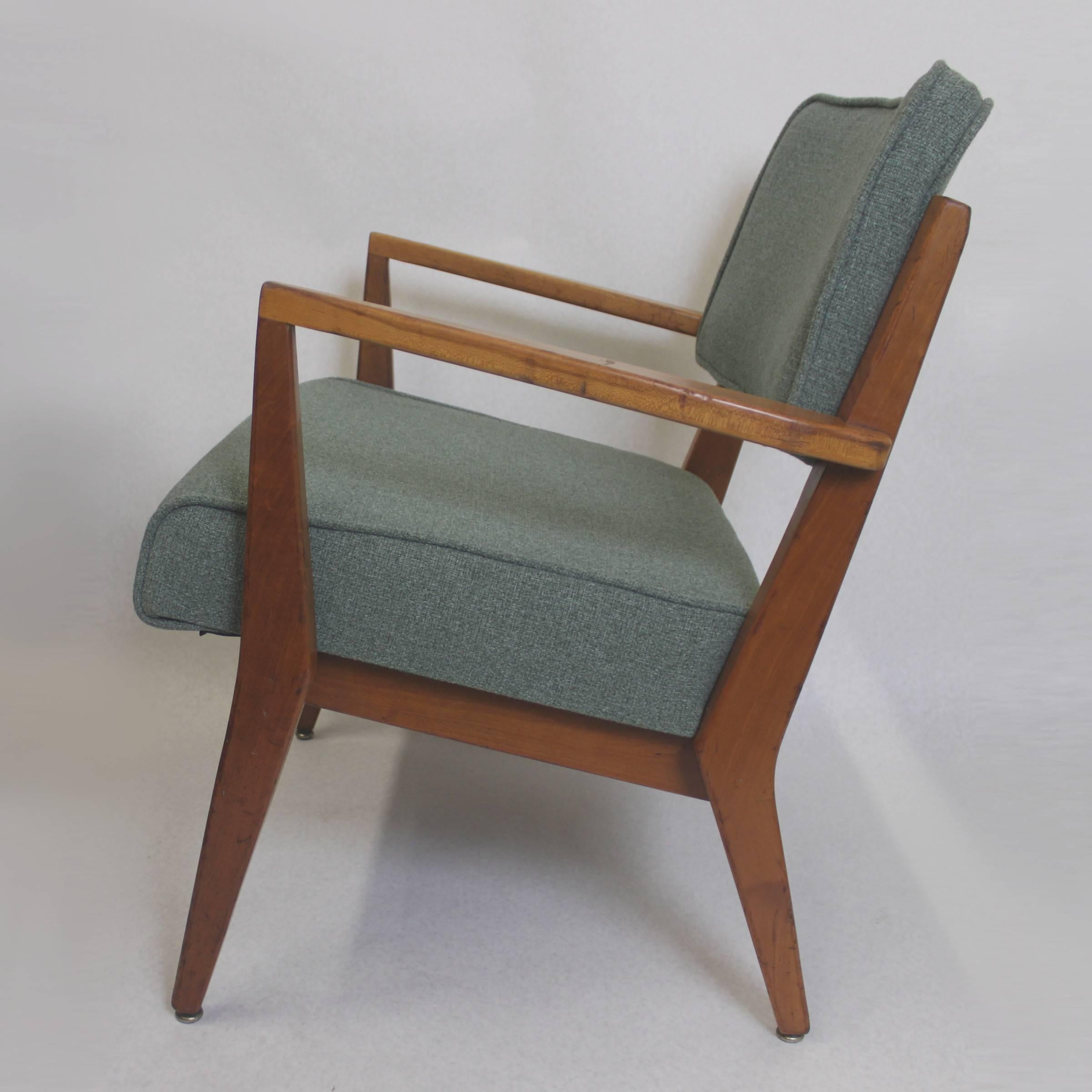 Mid-20th Century Vintage 1950s Mid-Century Modern Cherry Lounge Side Chair