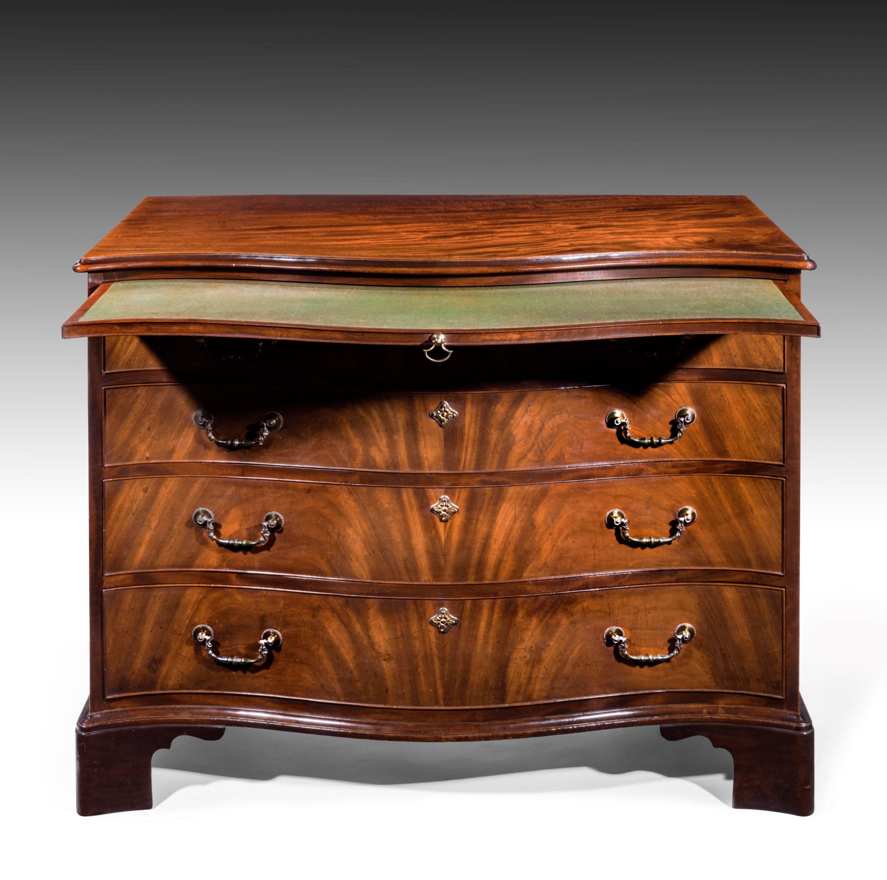 Great Britain (UK) Chippendale Period Mahogany Serpentine Commode Chest For Sale