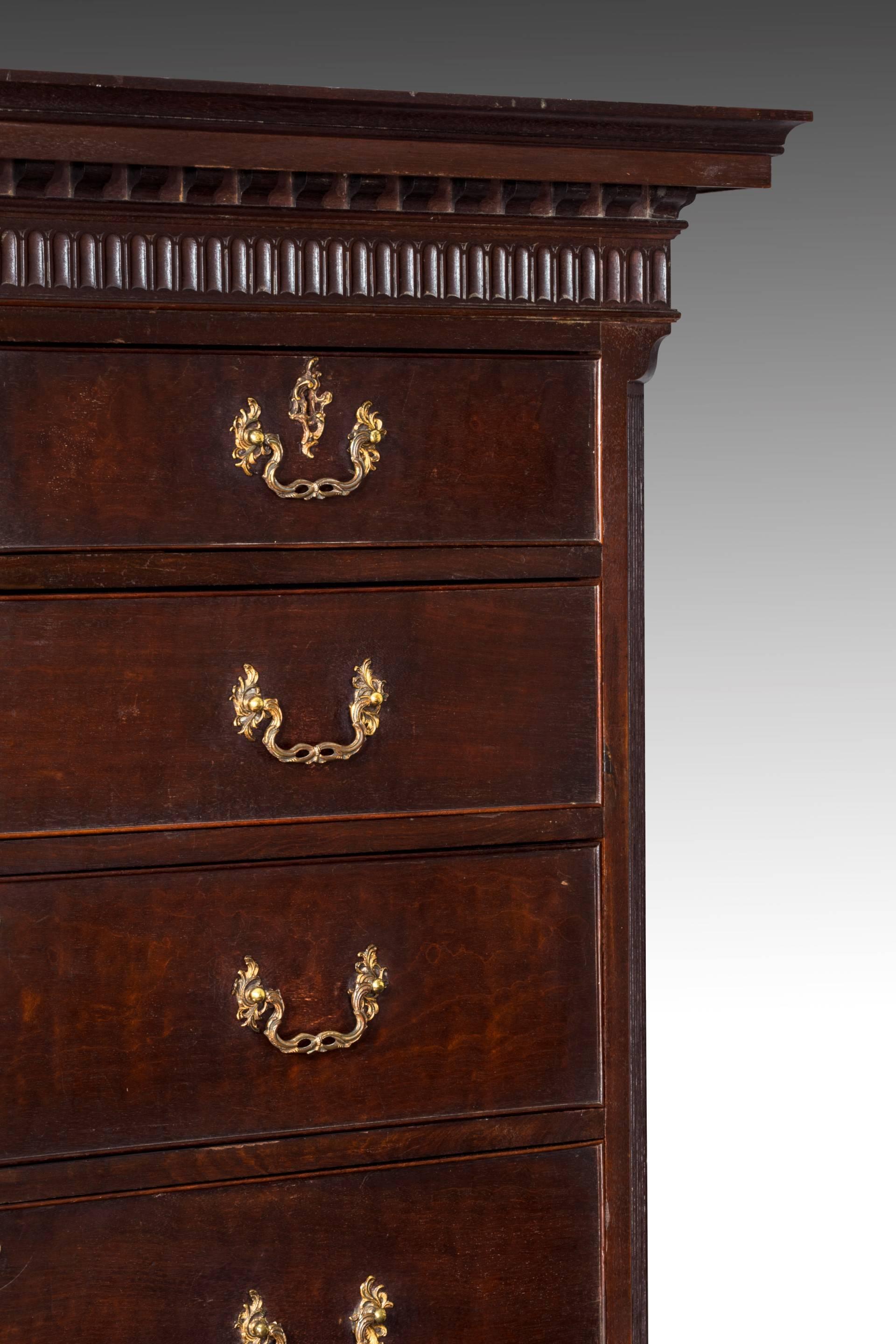 George II Mahogany Secretaire Chest-on-Chest. For Sale 1