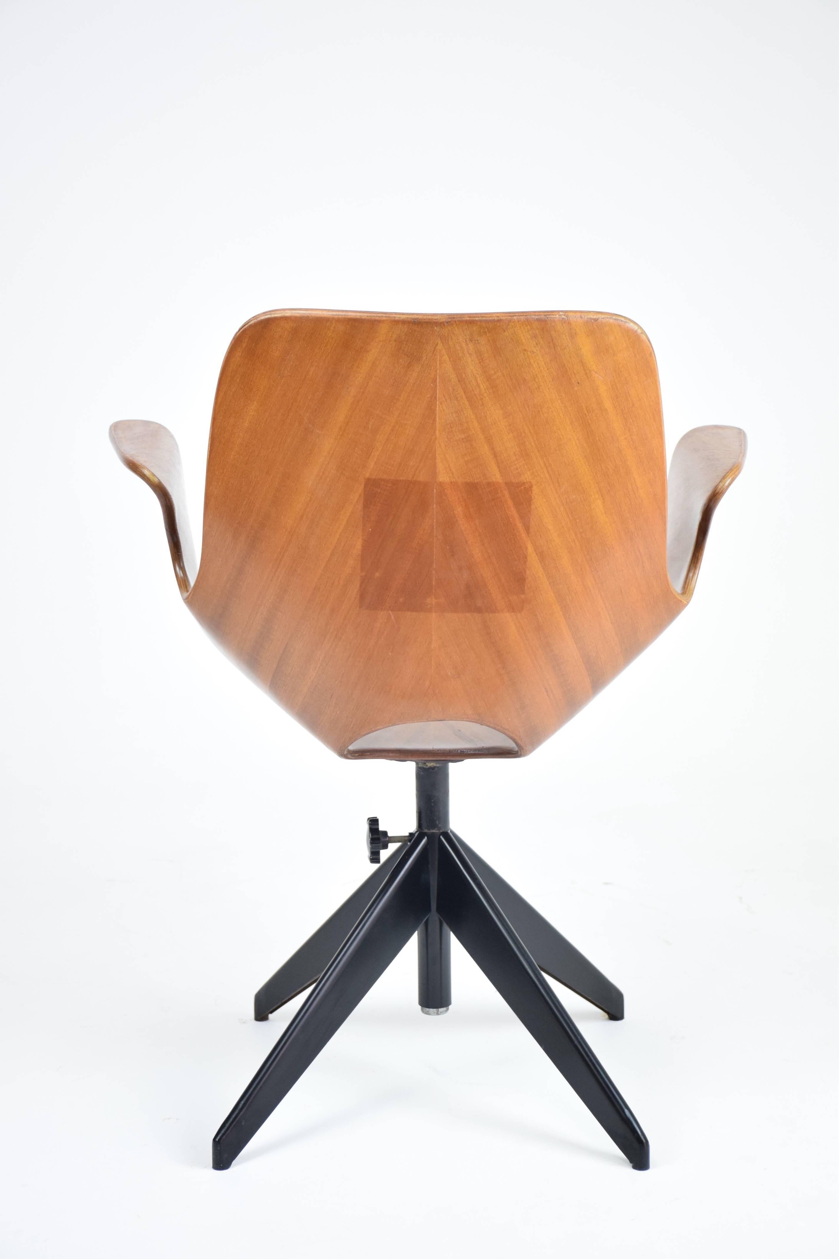 Iron Italian Mid-Century Office Chair by Vittorio Nobili, 1950's 