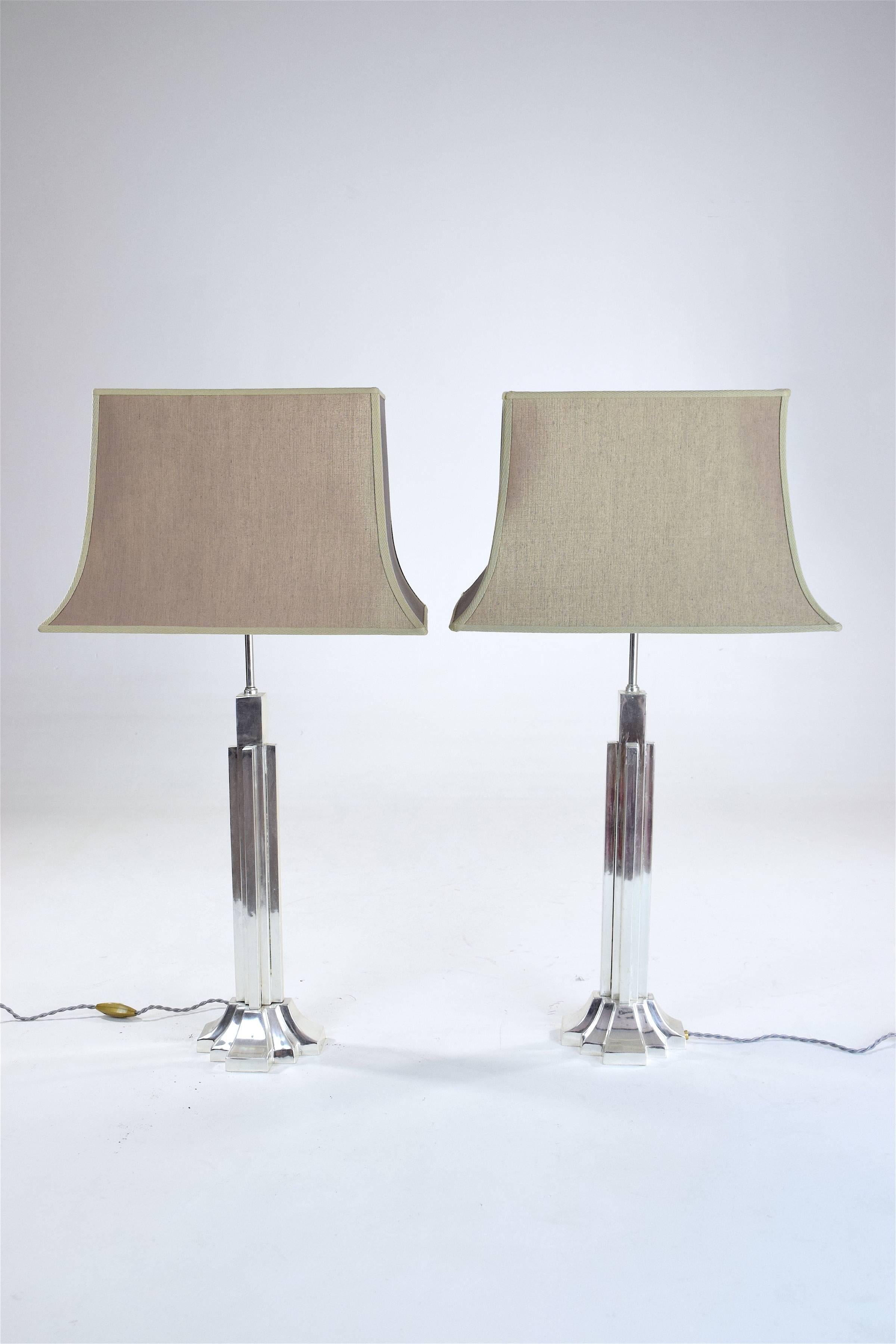 Mid-20th Century Pair of French Art Deco Lamps