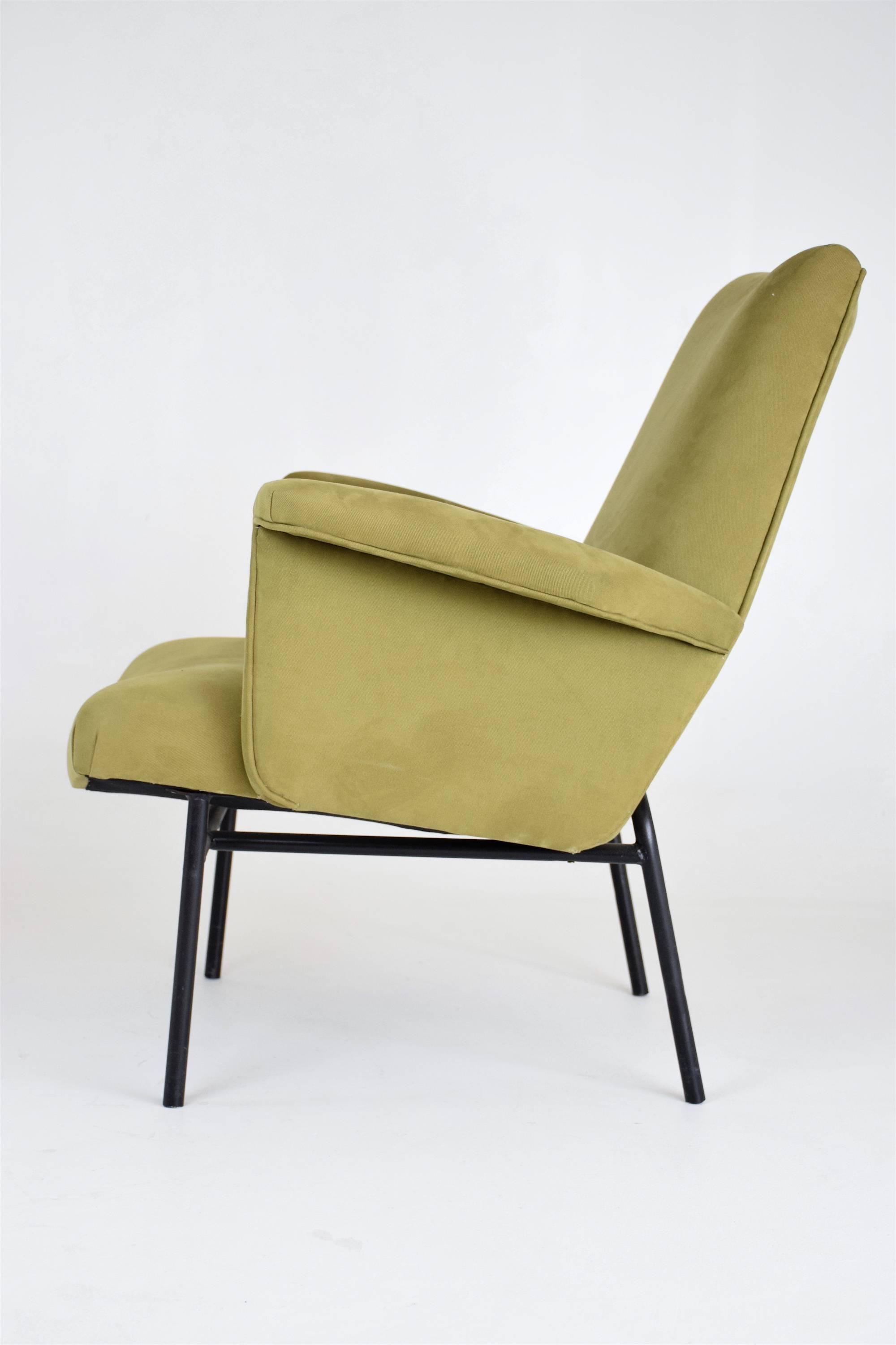 Mid-20th Century Pair of SK660 Armchairs by Pierre Guariche