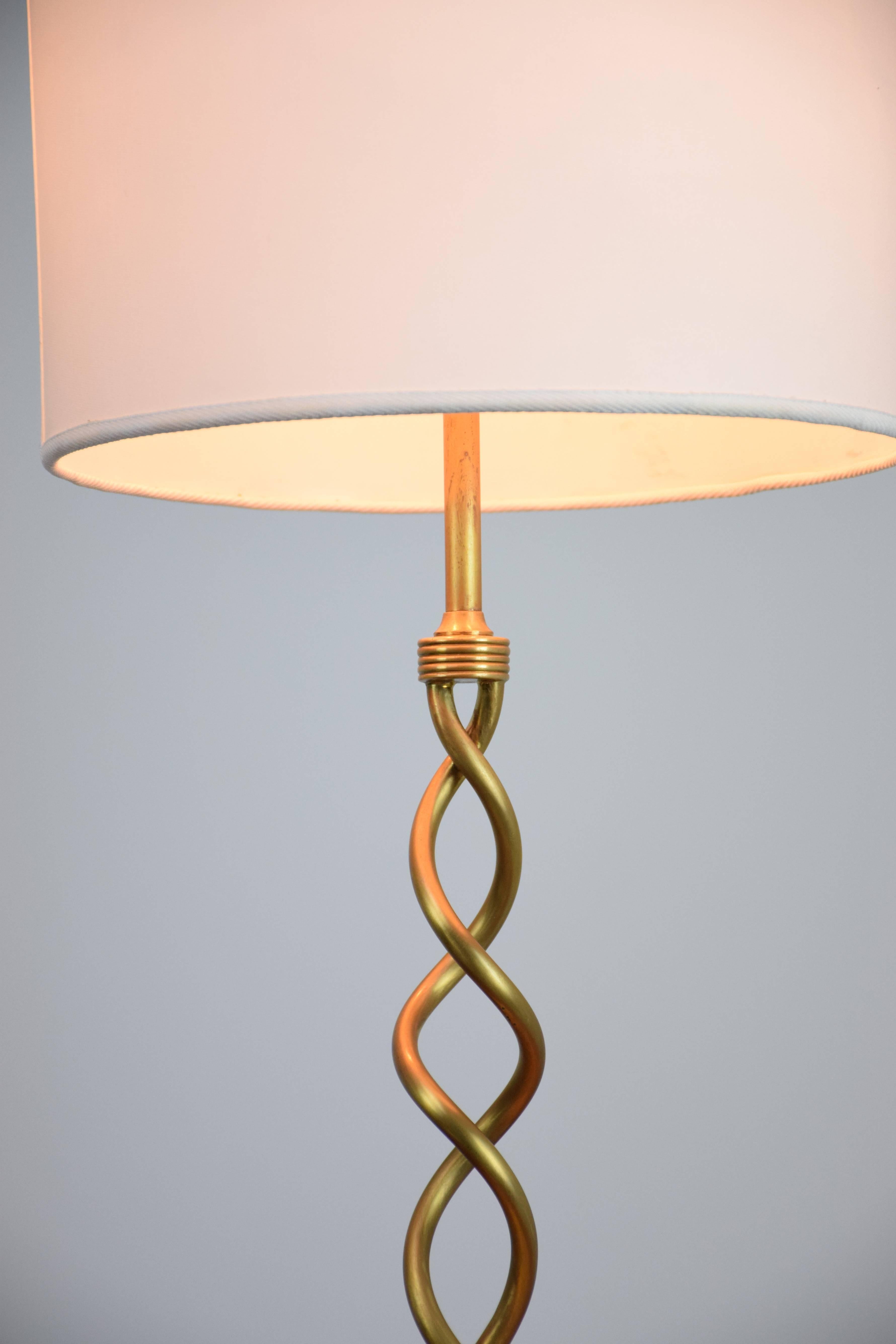 French Mid-Century Brass Table Lamp In Good Condition In Paris, FR