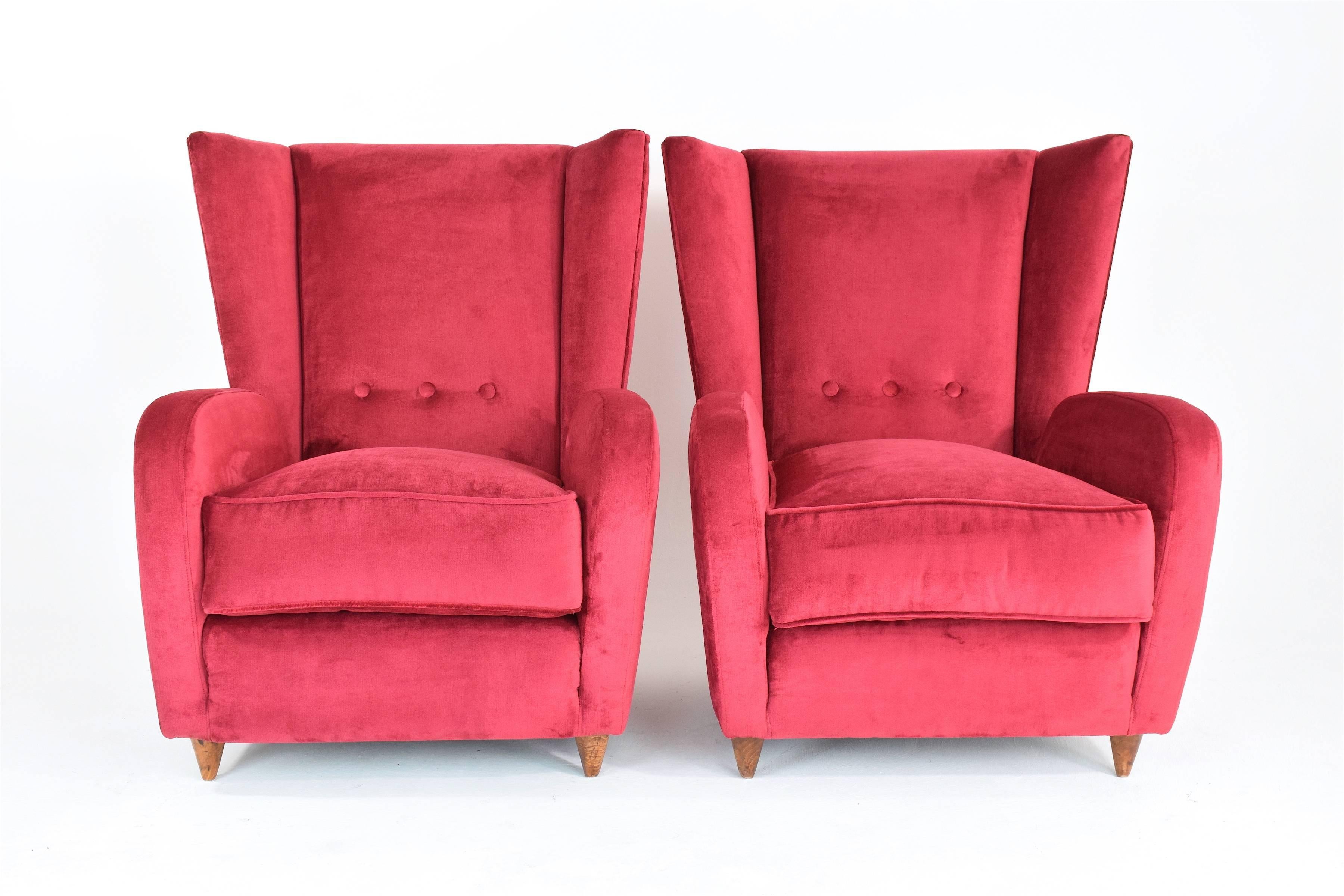 Italian Pair of Midcentury Velvet Armchairs by Paolo Buffa, 1950s 4