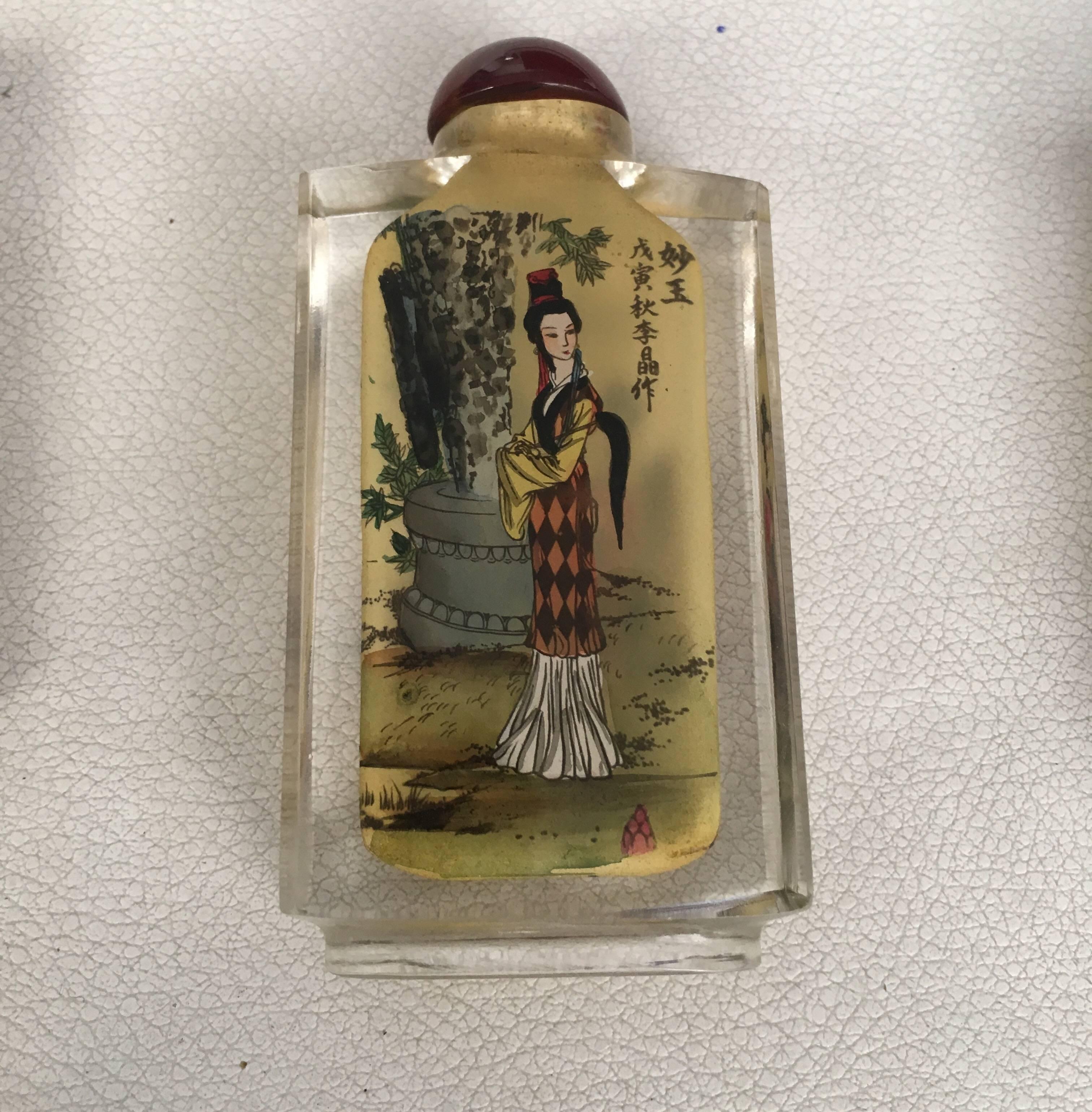 20th Century Chinese Hand-Painted on Crystal Snuff Bottles In Good Condition In Paris, FR