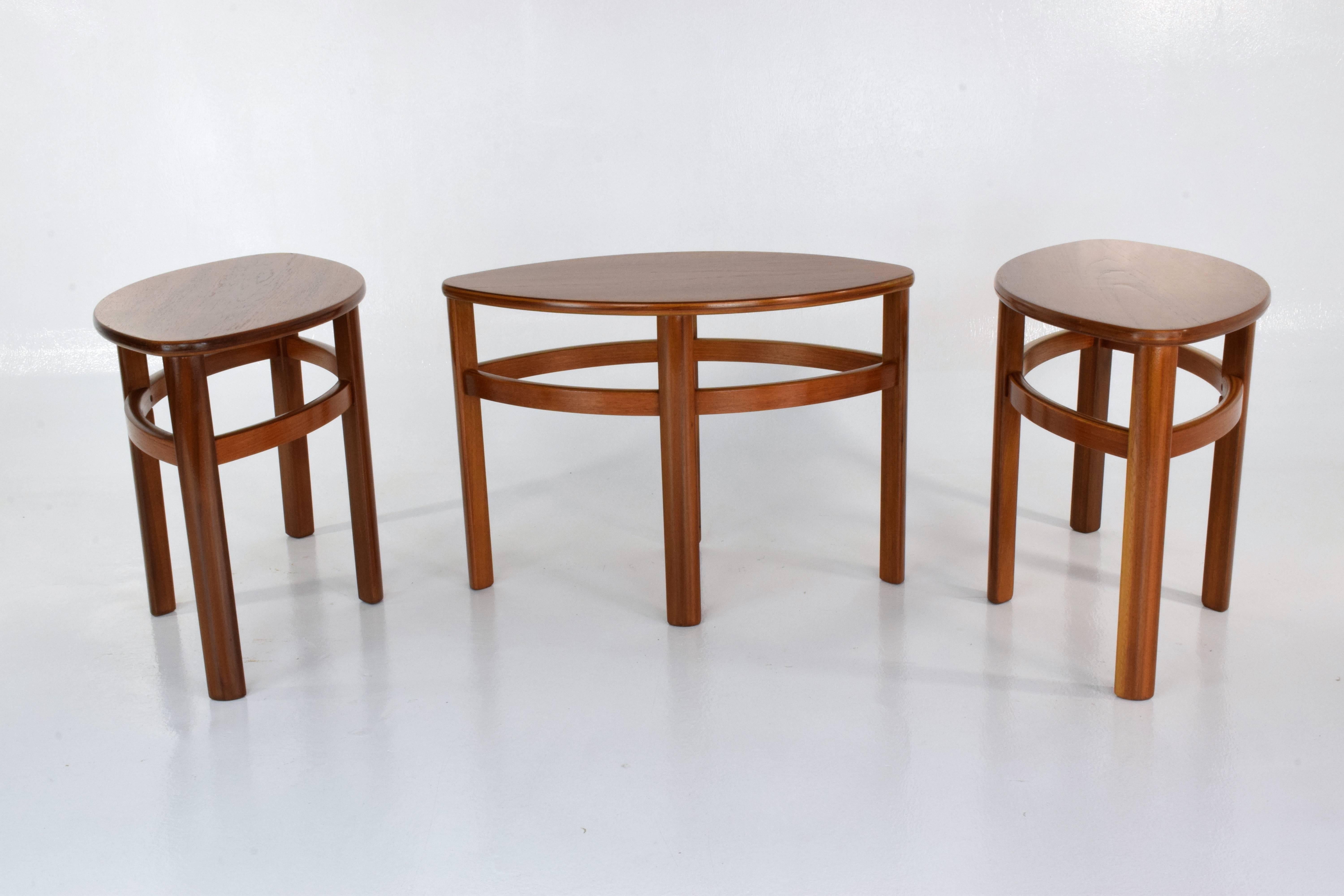 20th Century Midcentury Oak Three Coffee Nesting Tables by Nathan, 1960s