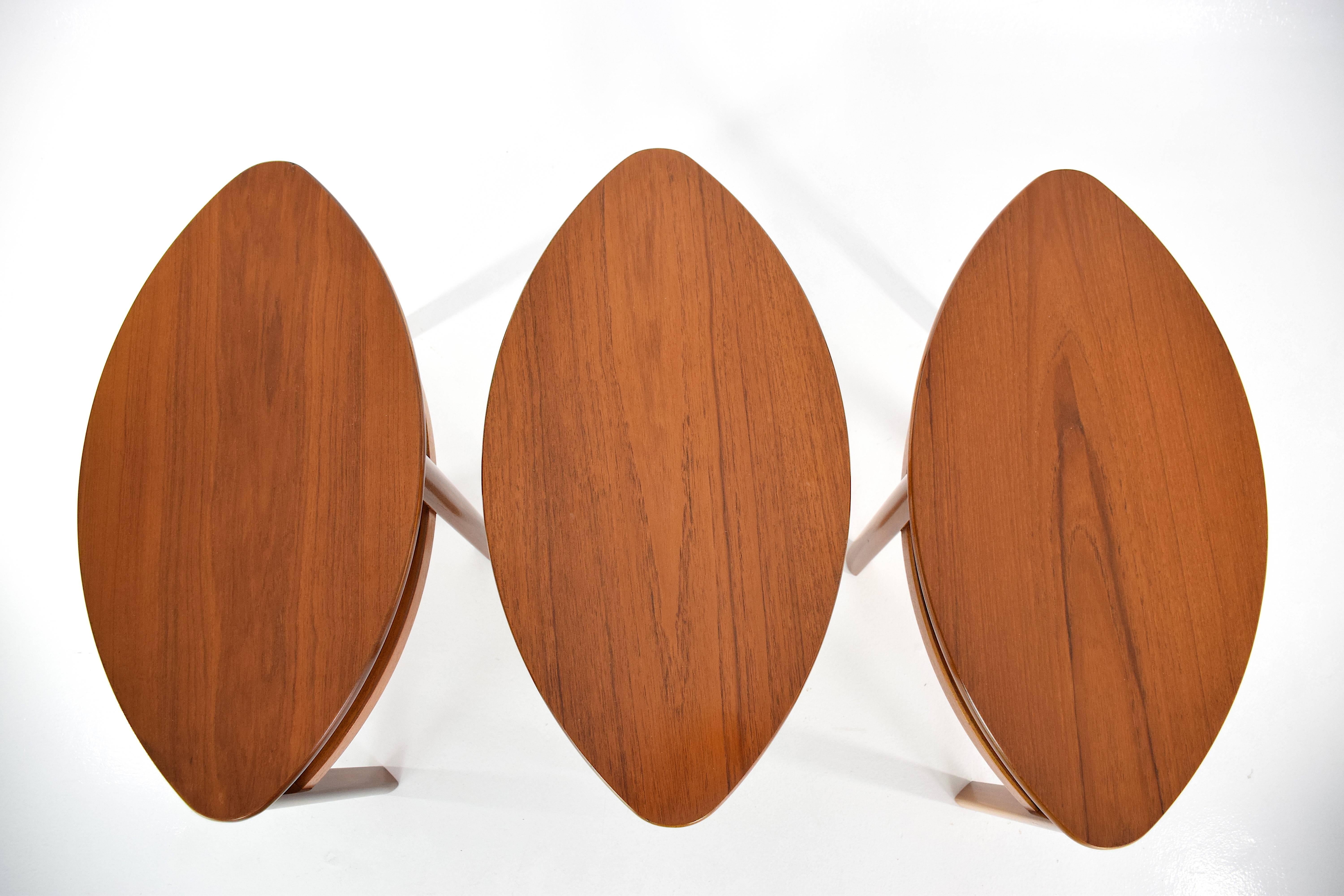 Mahogany Midcentury Oak Three Coffee Nesting Tables by Nathan, 1960s