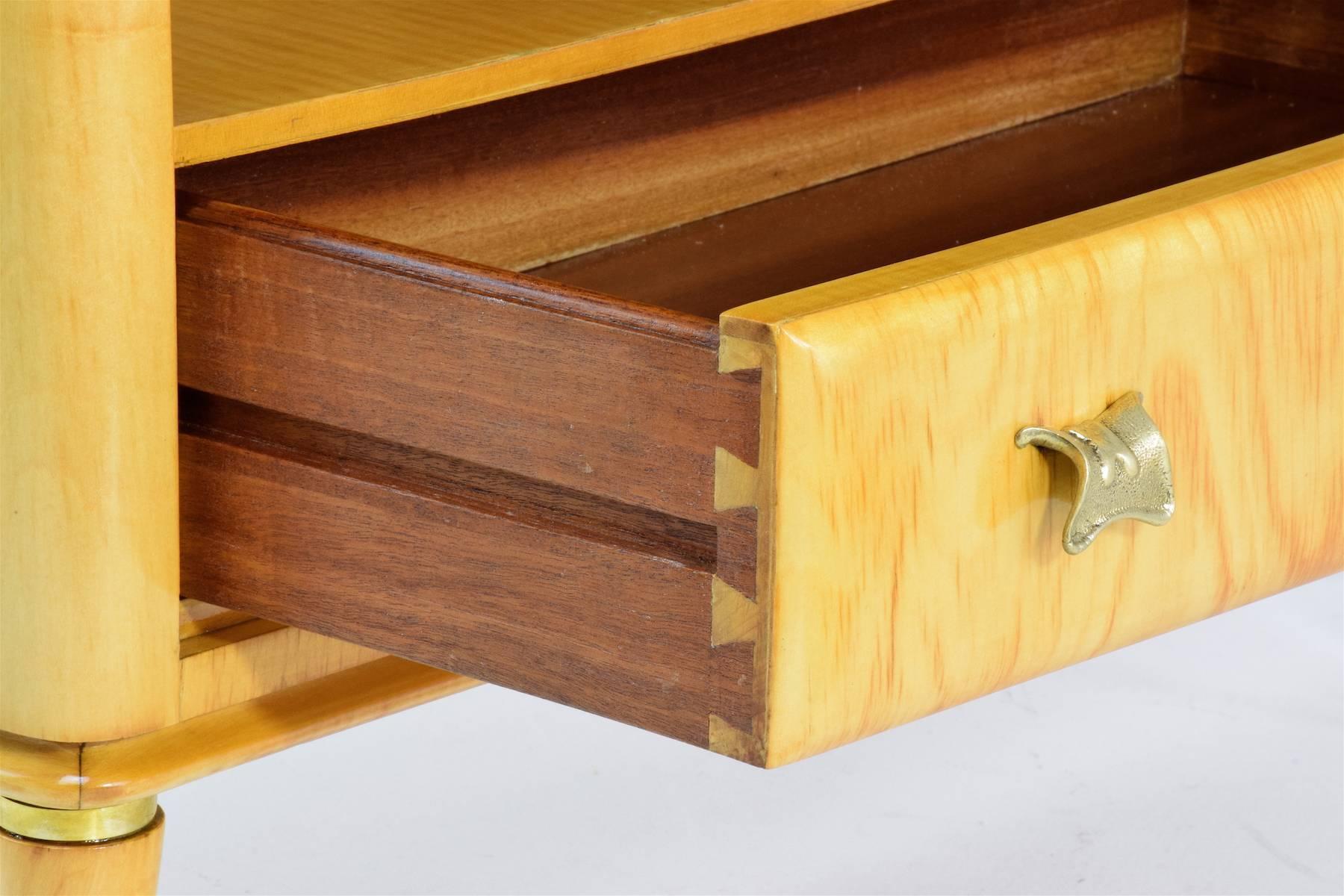 Pair of Italian Midcentury Maple Wood Nightstands, 1940s 10