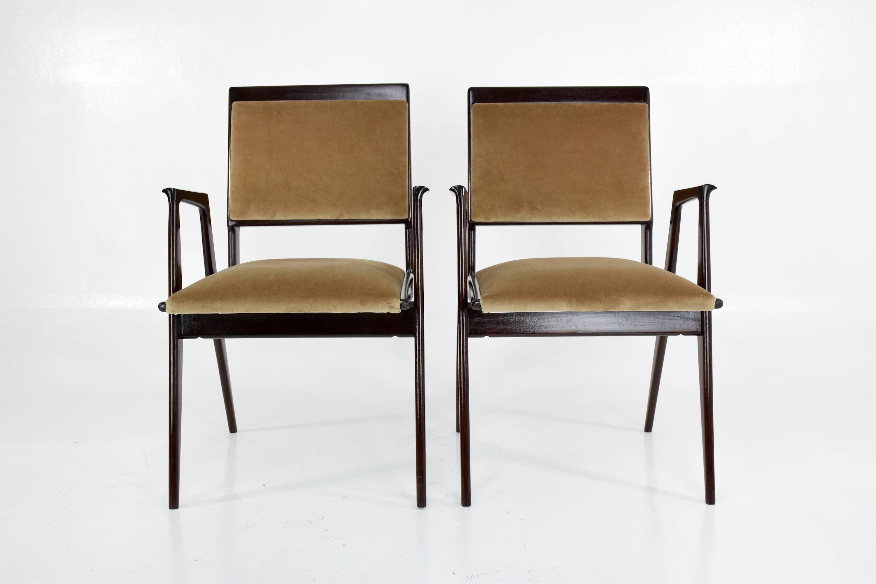 Pair of Italian Midcentury Armchairs, 1950-1960 1