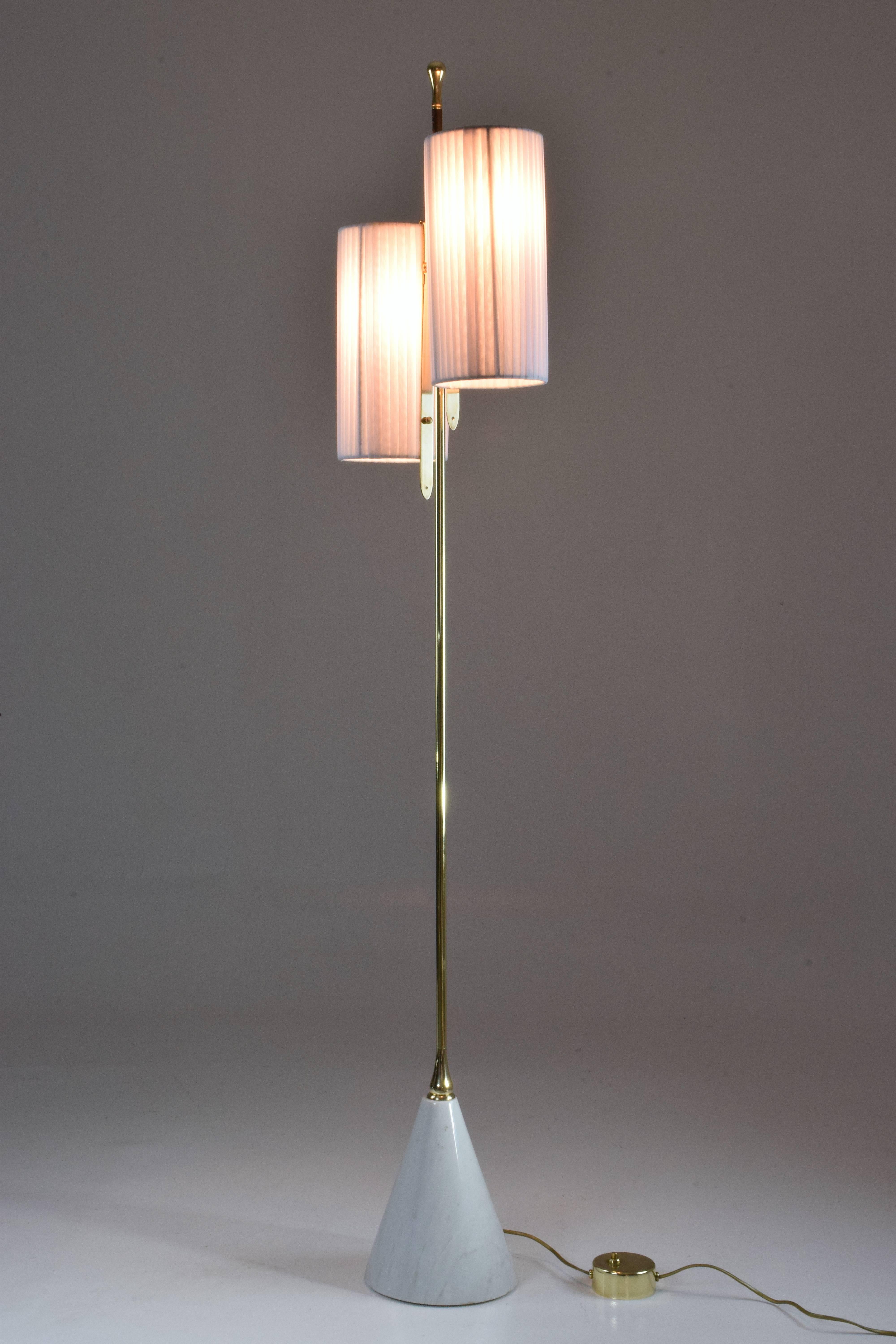 Polished IDO.F3 Contemporary Brass Marble Floor Lamp, Flow Collection For Sale
