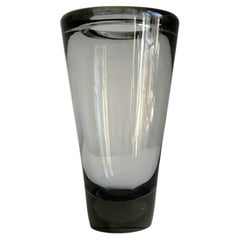 Vase conique en verre d'art « Per Lütken », gris fumé, Danemark, milieu du siècle
