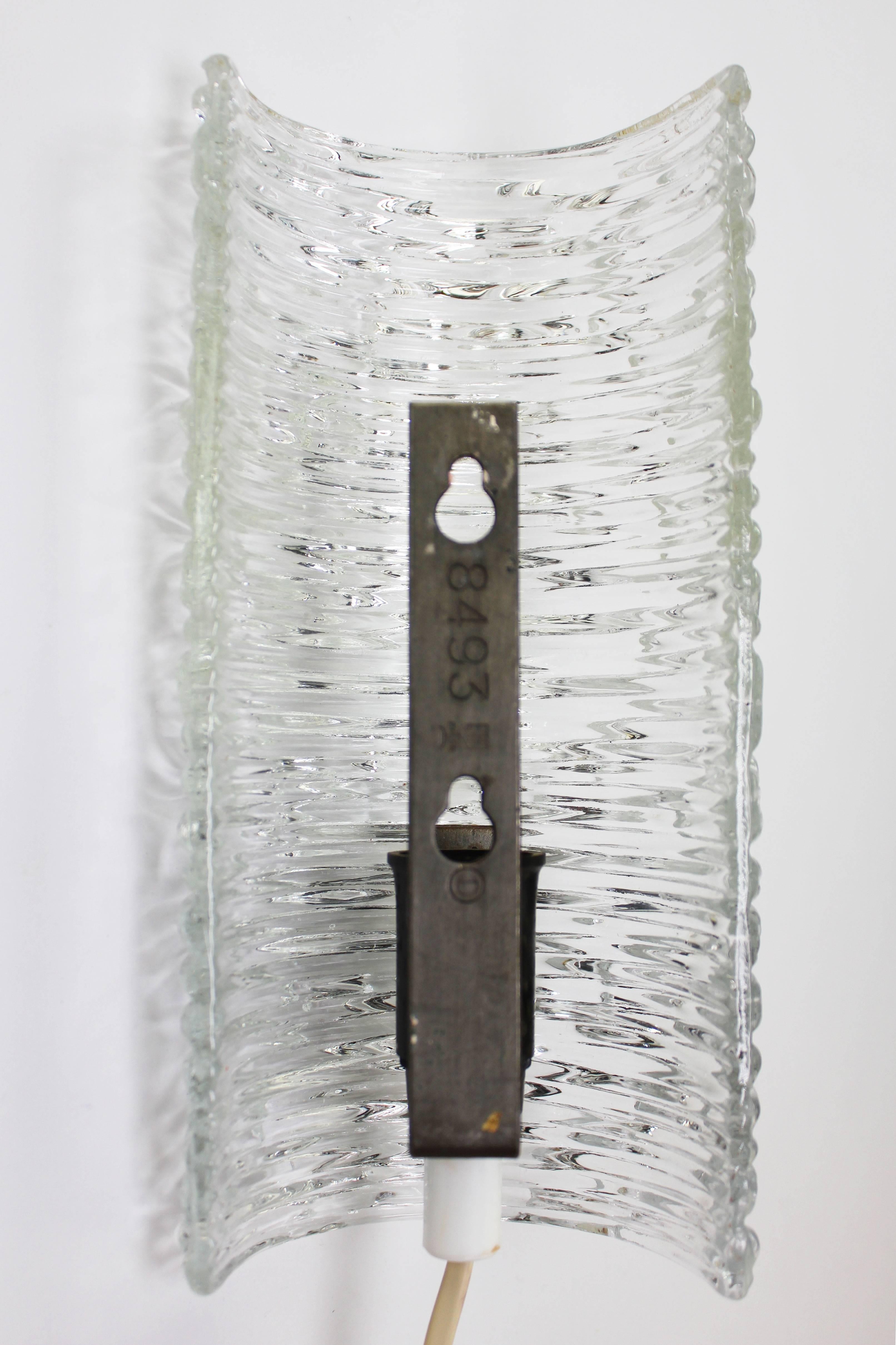 Orrefors Schwedische moderne Wandleuchter aus klarem Eisglas, 1960er Jahre, Sechser-teilig (Handgefertigt) im Angebot