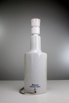 Fog & Morup pour Royal Copenhagen Lampe en porcelaine blanche et bleue en forme de panais:: années 1960