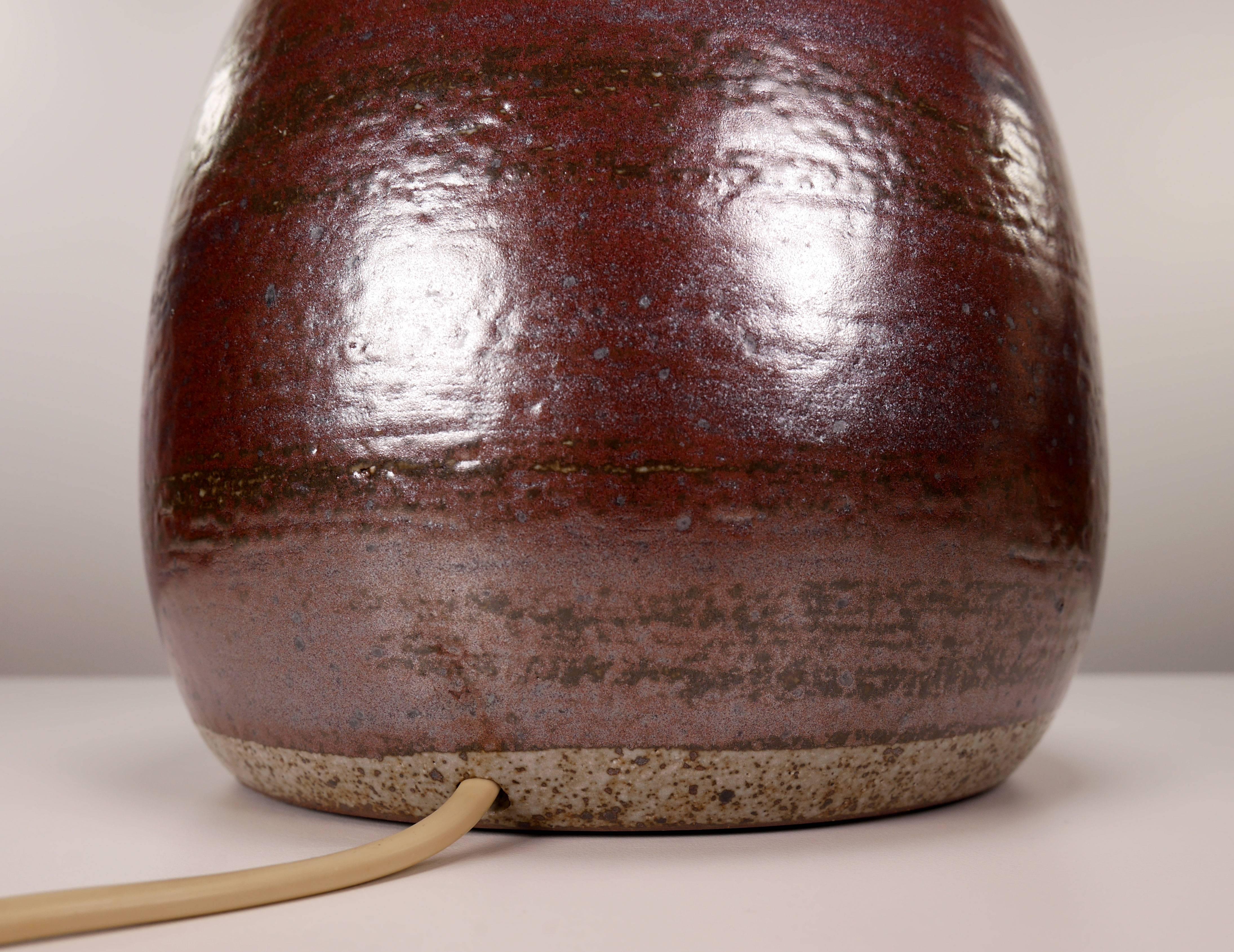 1950s Per Linnemann-Schmidt, Palshus Danish Modern Burgundy Stoneware Lamp In Good Condition For Sale In Copenhagen, DK
